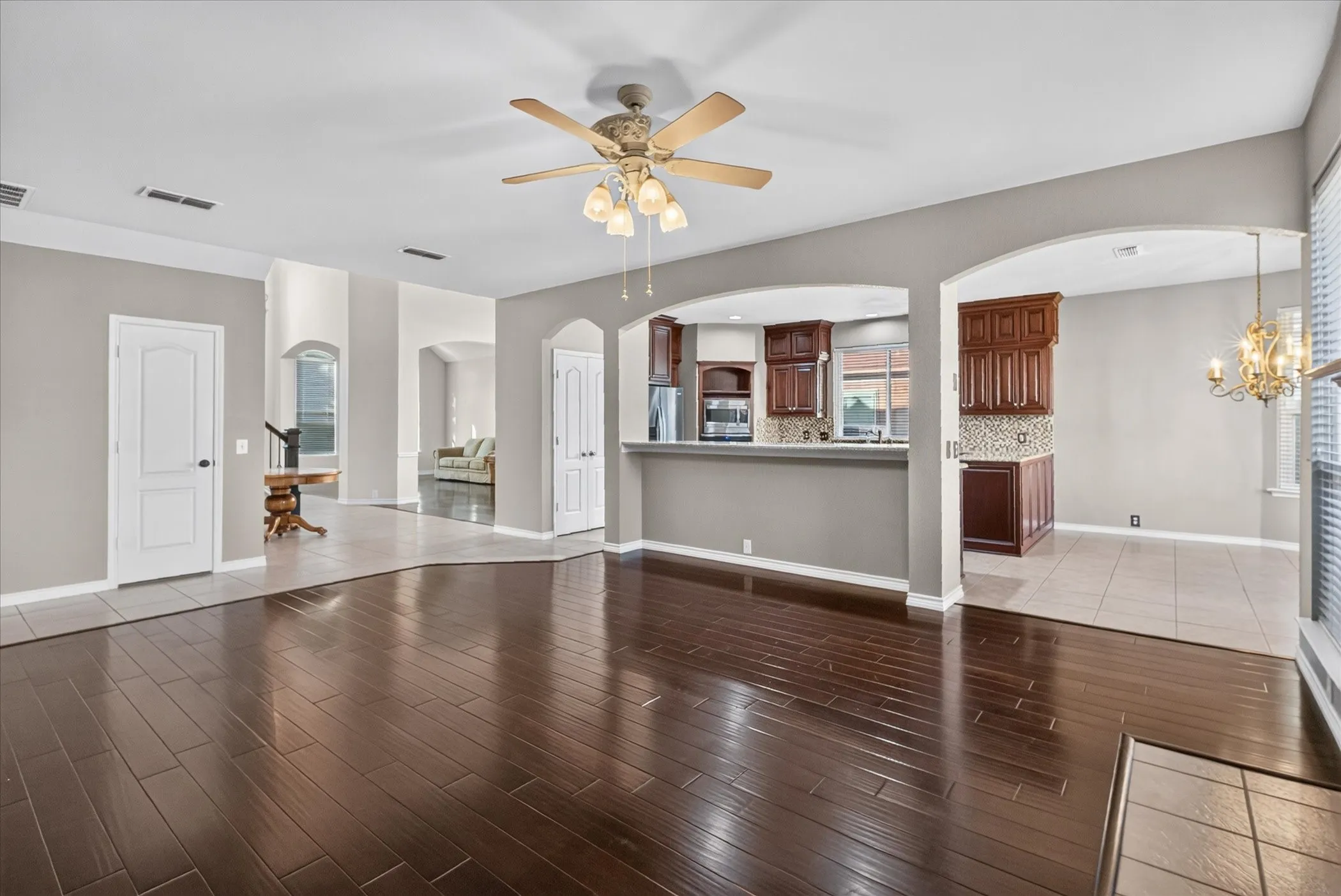 Single Family Residence For Sale in Dallas County , 448 Halifax Drive, Coppell, Texas 75019, 4 Bedroom, 4 Bathroom, 2 Garage spaces, 3,483 Sqft, built in 1991, mls#21403561, Real Estate Agent in Coppell, Homes For Sale in Dallas county, Homes For Sale in Coppell, Realtor in Coppell Texas, Real Estate Brokerage Independent Realty Texas, Luminita Cordes Realtor