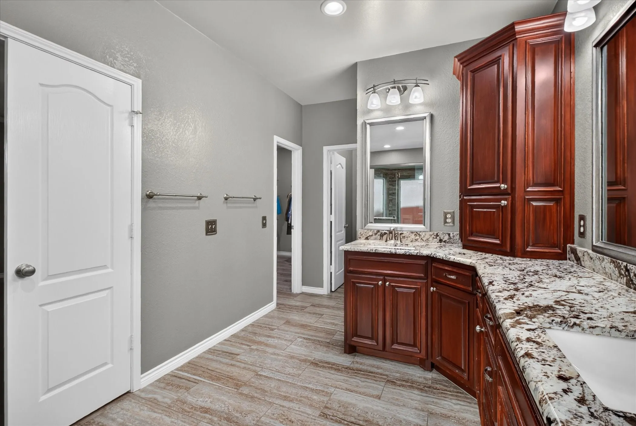 Single Family Residence For Sale in Dallas County , 448 Halifax Drive, Coppell, Texas 75019, 4 Bedroom, 4 Bathroom, 2 Garage spaces, 3,483 Sqft, built in 1991, mls#21403561, Real Estate Agent in Coppell, Homes For Sale in Dallas county, Homes For Sale in Coppell, Realtor in Coppell Texas, Real Estate Brokerage Independent Realty Texas, Luminita Cordes Realtor