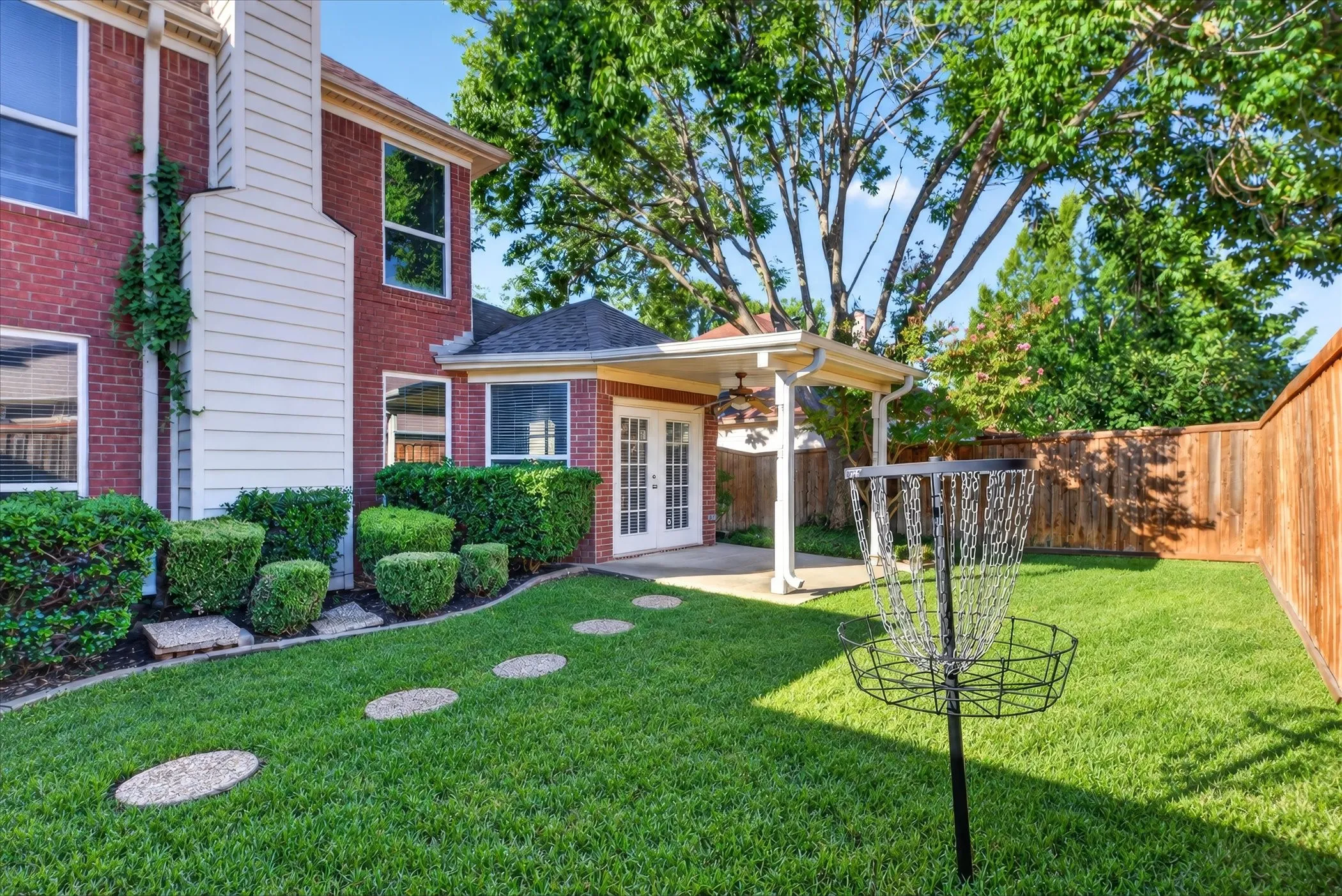 Single Family Residence For Sale in Dallas County , 448 Halifax Drive, Coppell, Texas 75019, 4 Bedroom, 4 Bathroom, 2 Garage spaces, 3,483 Sqft, built in 1991, mls#21403561, Real Estate Agent in Coppell, Homes For Sale in Dallas county, Homes For Sale in Coppell, Realtor in Coppell Texas, Real Estate Brokerage Independent Realty Texas, Luminita Cordes Realtor