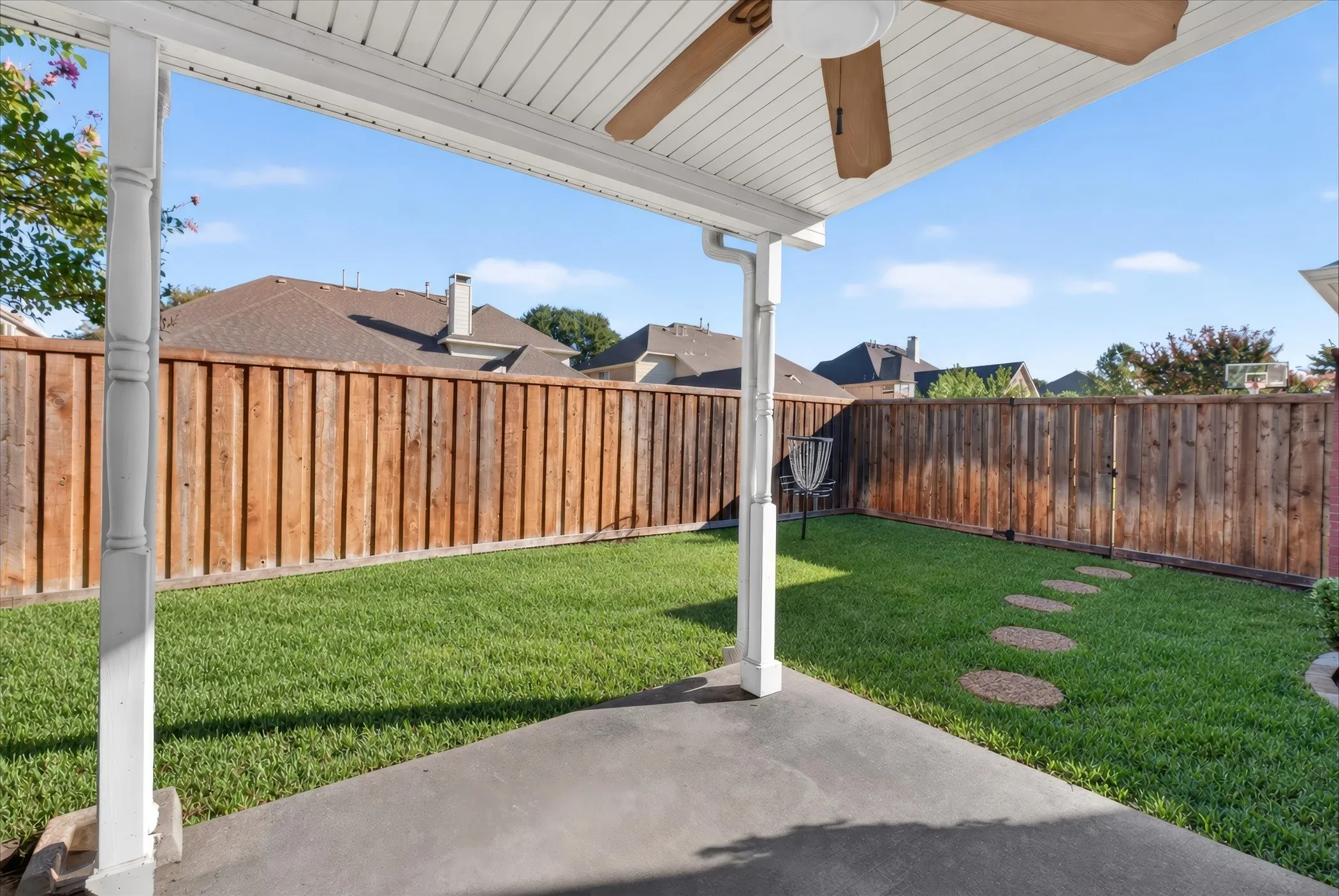 Single Family Residence For Sale in Dallas County , 448 Halifax Drive, Coppell, Texas 75019, 4 Bedroom, 4 Bathroom, 2 Garage spaces, 3,483 Sqft, built in 1991, mls#21403561, Real Estate Agent in Coppell, Homes For Sale in Dallas county, Homes For Sale in Coppell, Realtor in Coppell Texas, Real Estate Brokerage Independent Realty Texas, Luminita Cordes Realtor