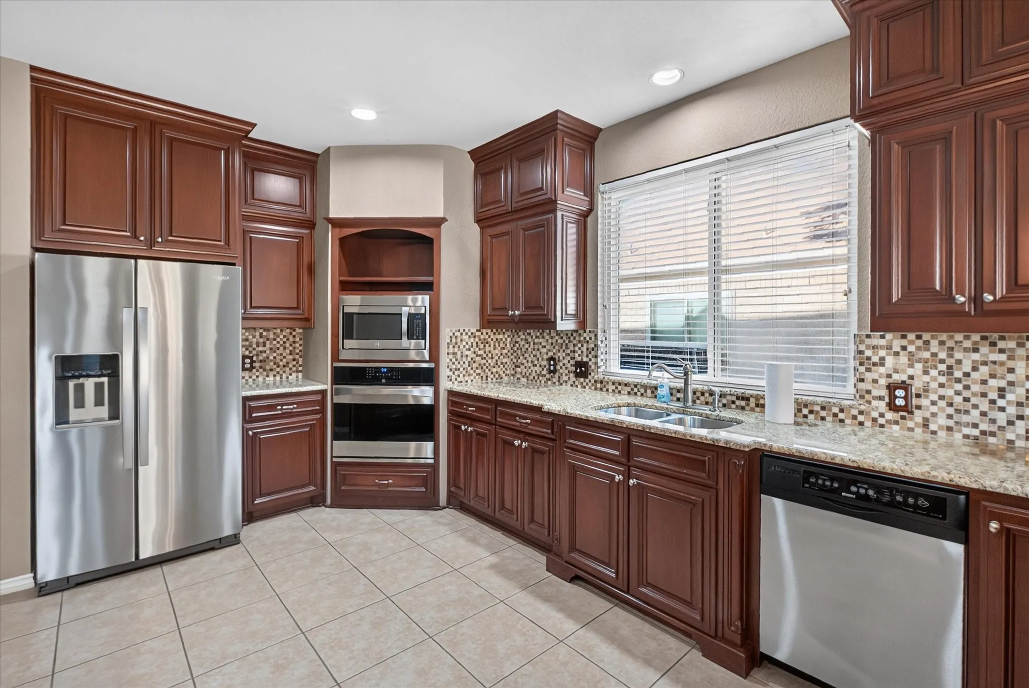 Single Family Residence For Sale in Dallas County , 448 Halifax Drive, Coppell, Texas 75019, 4 Bedroom, 4 Bathroom, 2 Garage spaces, 3,483 Sqft, built in 1991, mls#21403561, Real Estate Agent in Coppell, Homes For Sale in Dallas county, Homes For Sale in Coppell, Realtor in Coppell Texas, Real Estate Brokerage Independent Realty Texas, Luminita Cordes Realtor