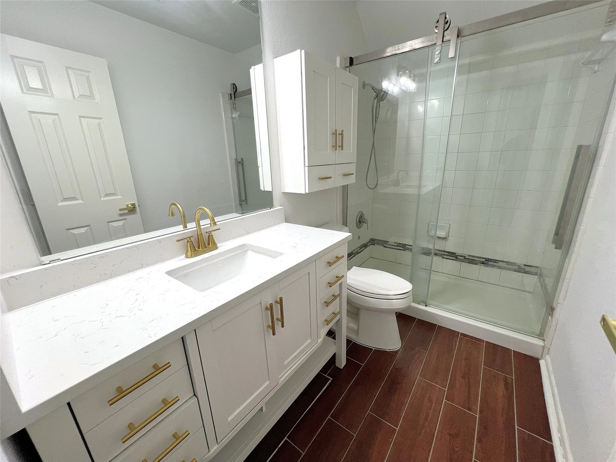Single Family Residence For Sale in Tarrant County , 4300 Stone Hollow Way, Fort Worth, Texas 76040, 4 Bedroom, 3 Bathroom, 2 Garage spaces, 2,194 Sqft, built in 1995, mls#21404237, Real Estate Agent in Fort Worth, Homes For Sale in Tarrant county, Homes For Sale in Fort Worth, Realtor in Fort Worth Texas, Real Estate Brokerage Independent Realty Texas, Luminita Cordes Realtor