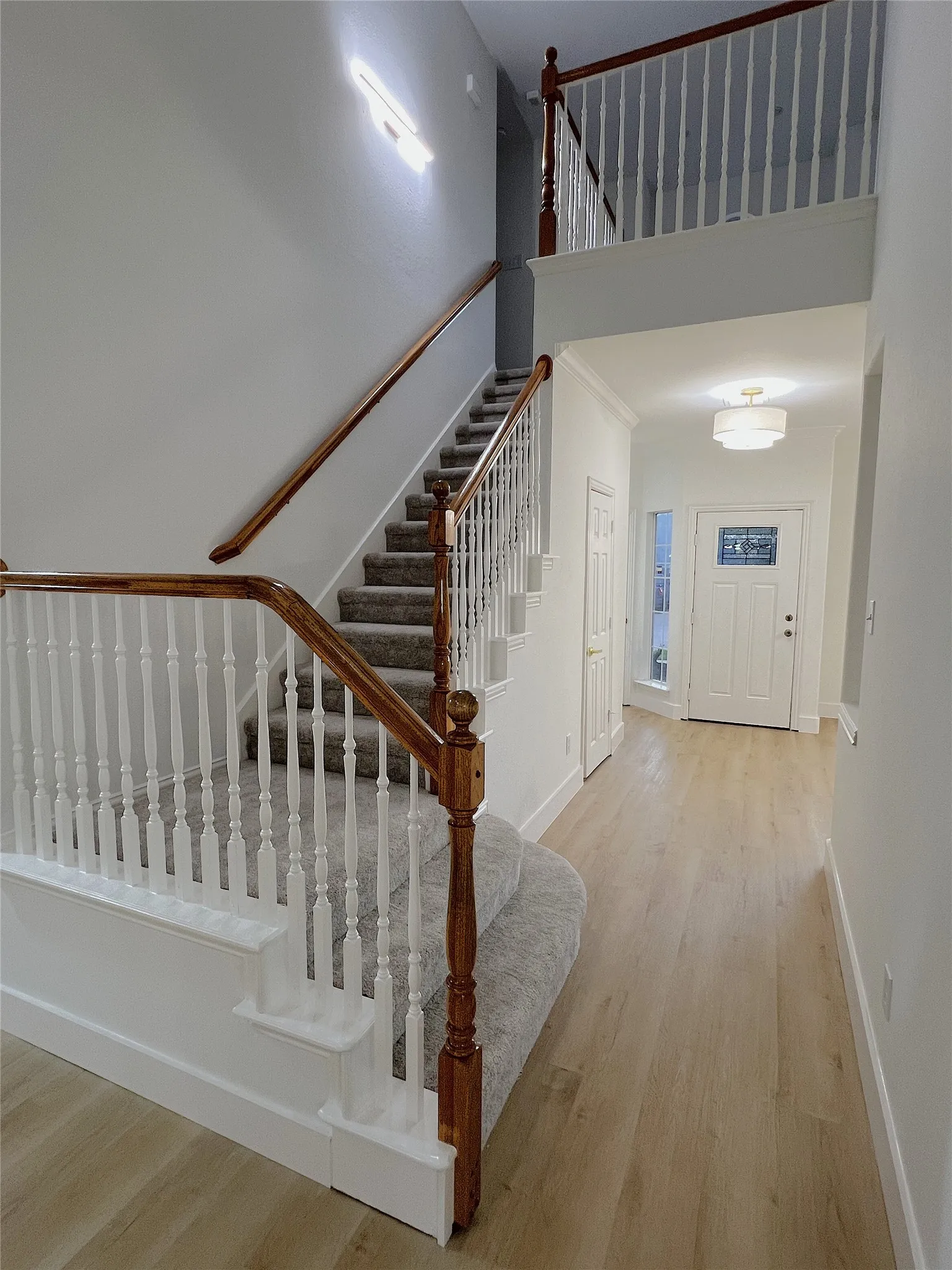 Single Family Residence For Sale in Tarrant County , 4300 Stone Hollow Way, Fort Worth, Texas 76040, 4 Bedroom, 3 Bathroom, 2 Garage spaces, 2,194 Sqft, built in 1995, mls#21404237, Real Estate Agent in Fort Worth, Homes For Sale in Tarrant county, Homes For Sale in Fort Worth, Realtor in Fort Worth Texas, Real Estate Brokerage Independent Realty Texas, Luminita Cordes Realtor
