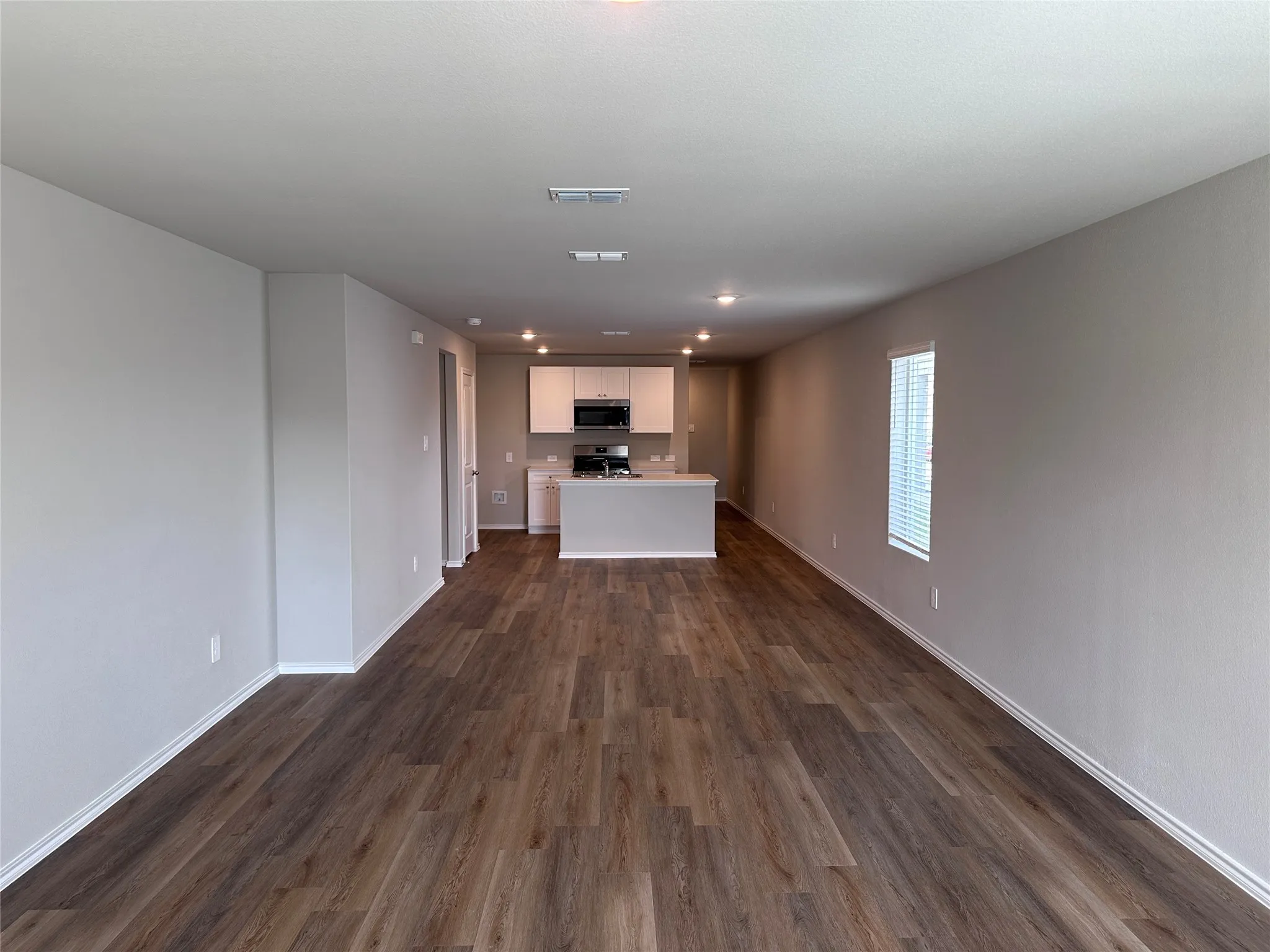 Single Family Residence For Rent in Denton County , 5549 Rollins Drive, Krum, Texas 76249, 3 Bedroom, 2 Bathroom, 2 Garage spaces, 1,434 Sqft, built in 2026, mls#21404229, Real Estate Agent in Krum, Homes For Rent in Denton county, Homes For Rent in Krum, Realtor in Krum Texas, Real Estate Brokerage Independent Realty Texas, Luminita Cordes Realtor