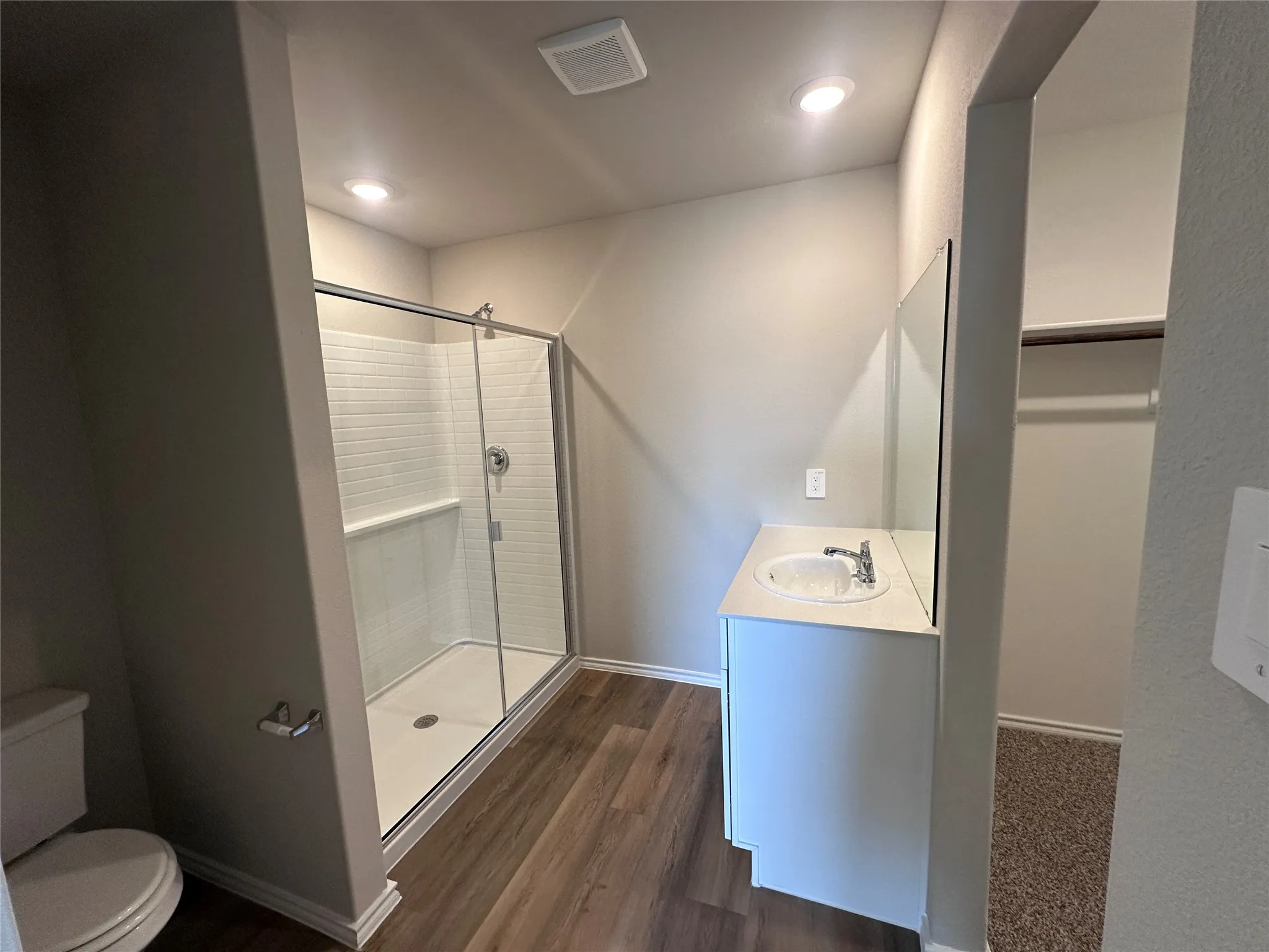 Single Family Residence For Rent in Denton County , 5549 Rollins Drive, Krum, Texas 76249, 3 Bedroom, 2 Bathroom, 2 Garage spaces, 1,434 Sqft, built in 2026, mls#21404229, Real Estate Agent in Krum, Homes For Rent in Denton county, Homes For Rent in Krum, Realtor in Krum Texas, Real Estate Brokerage Independent Realty Texas, Luminita Cordes Realtor