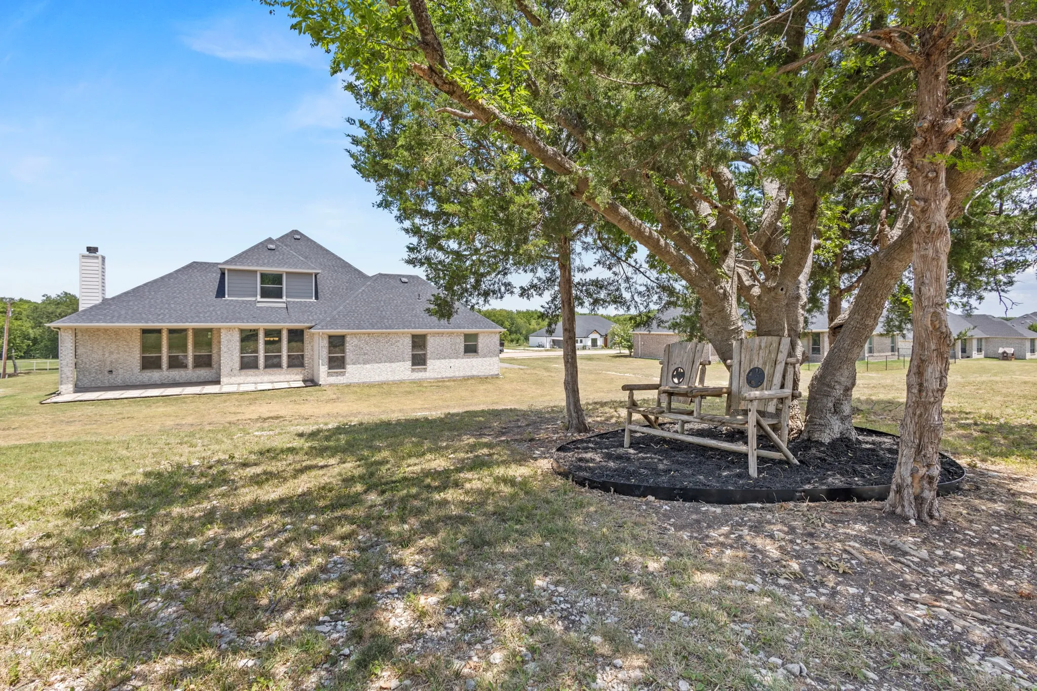 Single Family Residence For Sale in Ellis County , 410 Silo Court, Waxahachie, Texas 75167, 4 Bedroom, 3 Bathroom, 3 Garage spaces, 3,158 Sqft, built in 2022, mls#21405544, Real Estate Agent in Waxahachie, Homes For Sale in Ellis county, Homes For Sale in Waxahachie, Realtor in Waxahachie Texas, Real Estate Brokerage Independent Realty Texas, Luminita Cordes Realtor