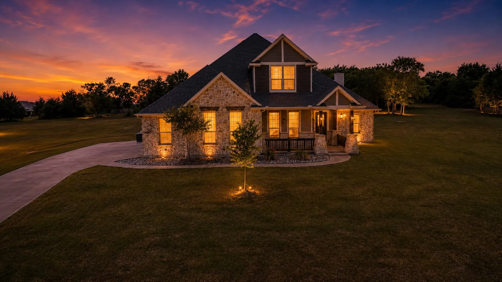 Single Family Residence For Sale in Ellis County , 410 Silo Court, Waxahachie, Texas 75167, 4 Bedroom, 3 Bathroom, 3 Garage spaces, 3,158 Sqft, built in 2022, mls#21405544, Real Estate Agent in Waxahachie, Homes For Sale in Ellis county, Homes For Sale in Waxahachie, Realtor in Waxahachie Texas, Real Estate Brokerage Independent Realty Texas, Luminita Cordes Realtor