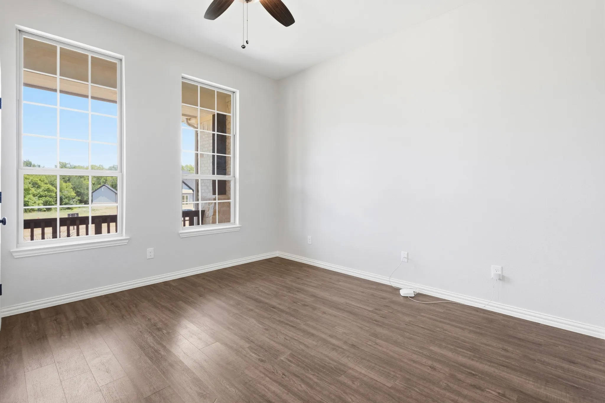 Single Family Residence For Sale in Ellis County , 410 Silo Court, Waxahachie, Texas 75167, 4 Bedroom, 3 Bathroom, 3 Garage spaces, 3,158 Sqft, built in 2022, mls#21405544, Real Estate Agent in Waxahachie, Homes For Sale in Ellis county, Homes For Sale in Waxahachie, Realtor in Waxahachie Texas, Real Estate Brokerage Independent Realty Texas, Luminita Cordes Realtor