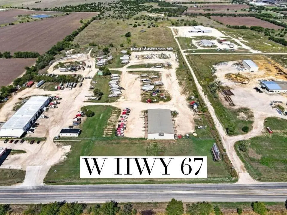 Industrial For Sale in Johnson County , 3670 W Highway 67, Cleburne, Texas 76033, 0, 0, Garage spaces, 11,200 Sqft, built in 2001, mls#21402916, Real Estate Agent in Cleburne, Homes For Sale in Johnson county, Homes For Sale in Cleburne, Realtor in Cleburne Texas, Real Estate Brokerage Independent Realty Texas, Luminita Cordes Realtor