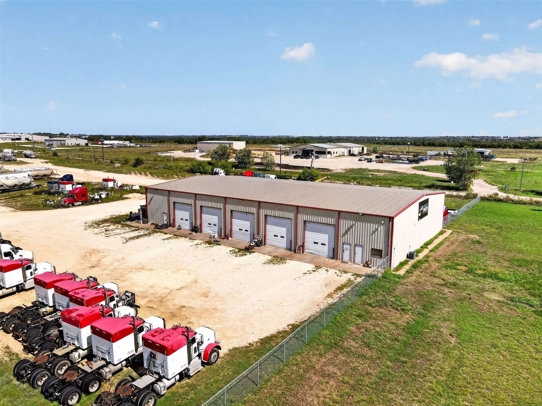 Industrial For Sale in Johnson County , 3670 W Highway 67, Cleburne, Texas 76033, 0, 0, Garage spaces, 11,200 Sqft, built in 2001, mls#21402916, Real Estate Agent in Cleburne, Homes For Sale in Johnson county, Homes For Sale in Cleburne, Realtor in Cleburne Texas, Real Estate Brokerage Independent Realty Texas, Luminita Cordes Realtor