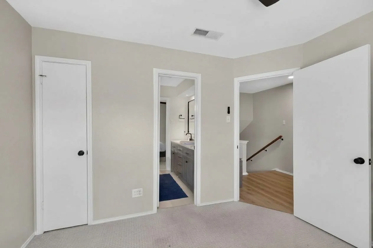 Condominium For Sale in Dallas County , 4030 Rawlins Street E, Dallas, Texas 75219, 2 Bedroom, 2 Bathroom, Garage spaces, 1,008 Sqft, built in 1980, mls#21405519, Real Estate Agent in Dallas, Homes For Sale in Dallas county, Homes For Sale in Dallas, Realtor in Dallas Texas, Real Estate Brokerage Independent Realty Texas, Luminita Cordes Realtor