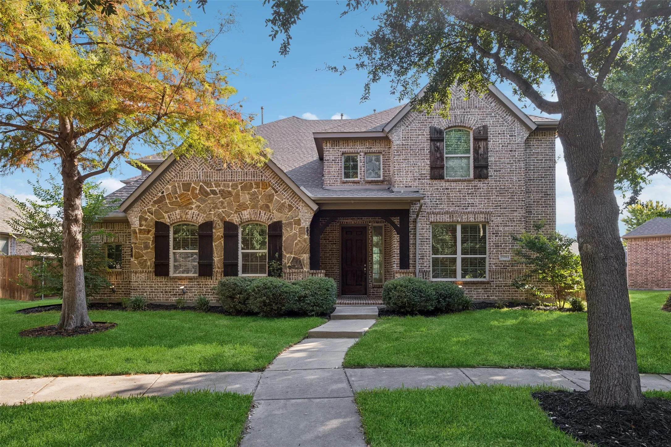 Single Family Residence For Rent in Collin County , 15994 Trail Glen Drive, Frisco, Texas 75035, 4 Bedroom, 4 Bathroom, 2 Garage spaces, 3,848 Sqft, built in 2012, mls#21405500, Real Estate Agent in Frisco, Homes For Rent in Collin county, Homes For Rent in Frisco, Realtor in Frisco Texas, Real Estate Brokerage Independent Realty Texas, Luminita Cordes Realtor