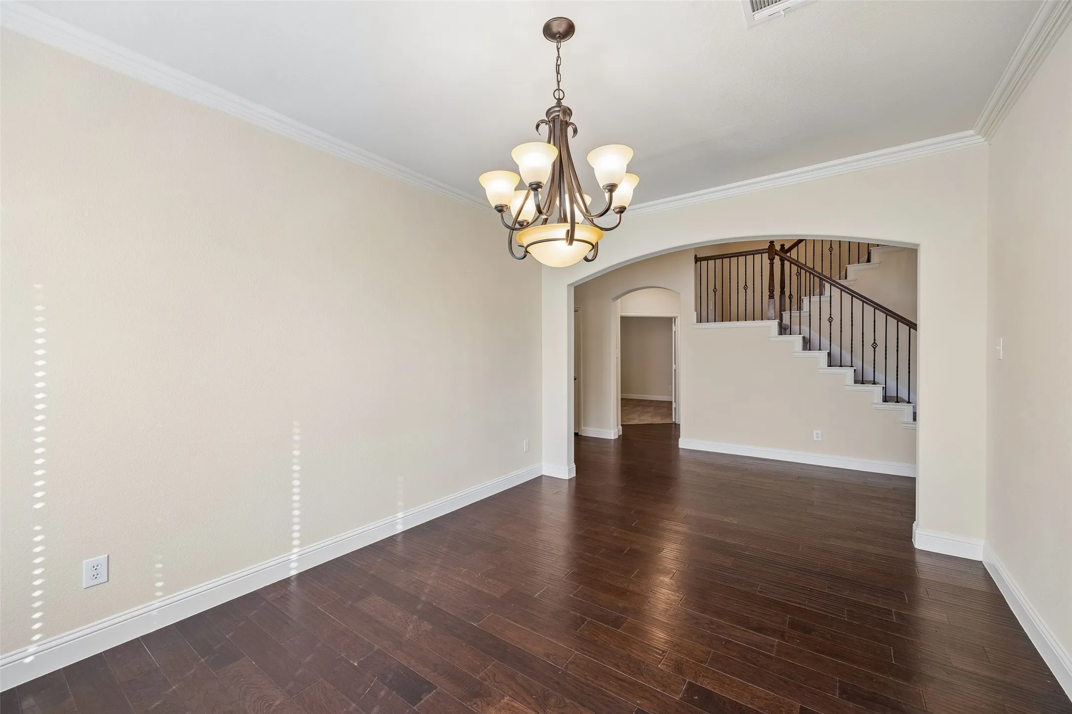 Single Family Residence For Rent in Collin County , 15994 Trail Glen Drive, Frisco, Texas 75035, 4 Bedroom, 4 Bathroom, 2 Garage spaces, 3,848 Sqft, built in 2012, mls#21405500, Real Estate Agent in Frisco, Homes For Rent in Collin county, Homes For Rent in Frisco, Realtor in Frisco Texas, Real Estate Brokerage Independent Realty Texas, Luminita Cordes Realtor
