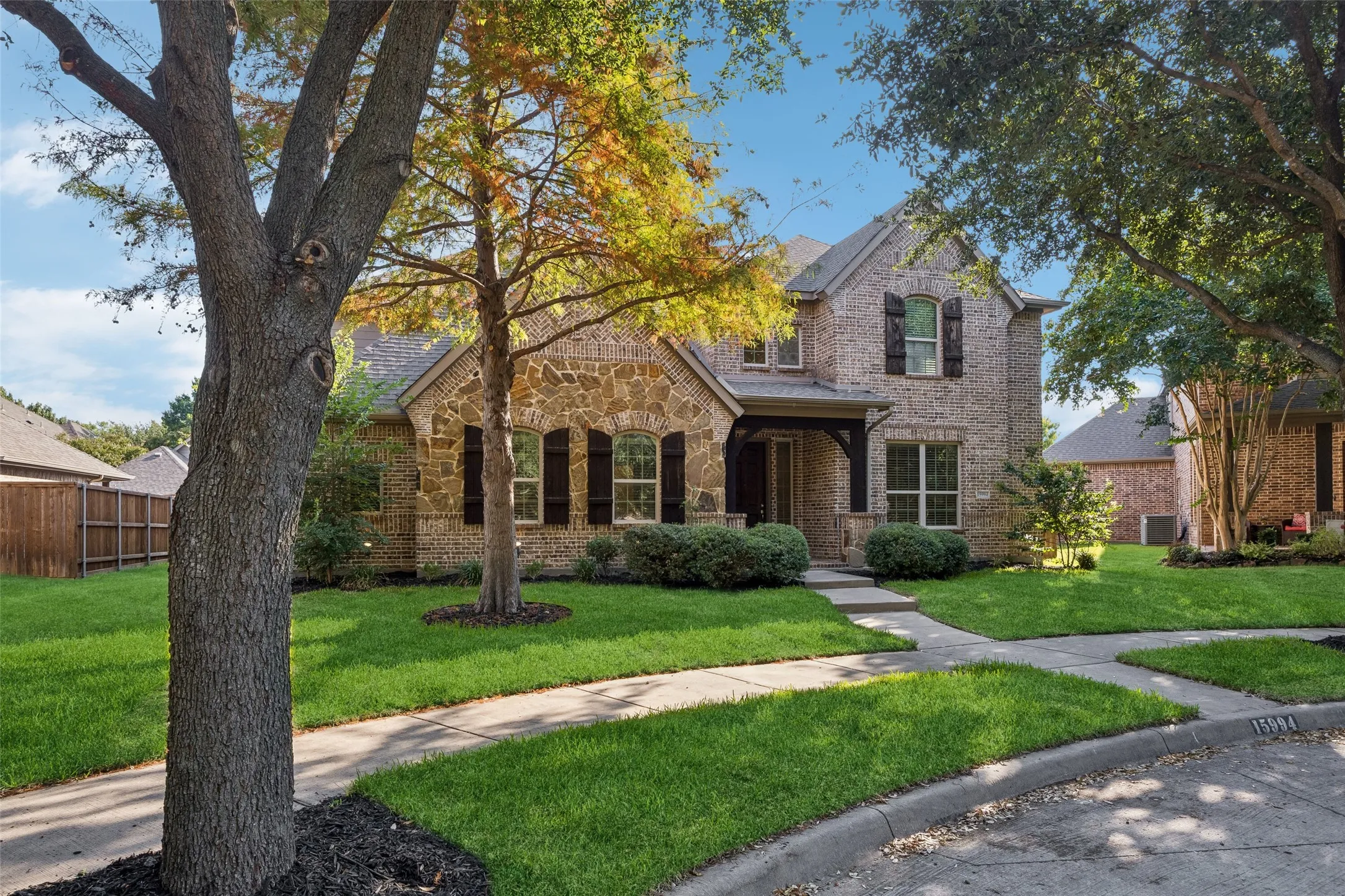 Single Family Residence For Rent in Collin County , 15994 Trail Glen Drive, Frisco, Texas 75035, 4 Bedroom, 4 Bathroom, 2 Garage spaces, 3,848 Sqft, built in 2012, mls#21405500, Real Estate Agent in Frisco, Homes For Rent in Collin county, Homes For Rent in Frisco, Realtor in Frisco Texas, Real Estate Brokerage Independent Realty Texas, Luminita Cordes Realtor