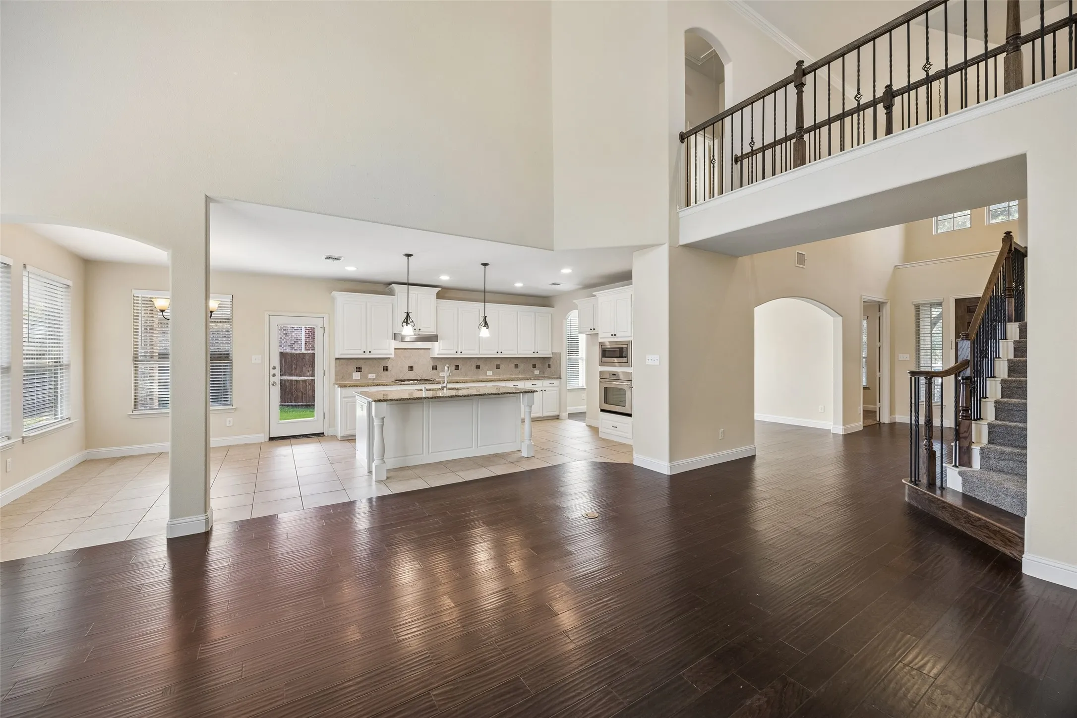 Single Family Residence For Rent in Collin County , 15994 Trail Glen Drive, Frisco, Texas 75035, 4 Bedroom, 4 Bathroom, 2 Garage spaces, 3,848 Sqft, built in 2012, mls#21405500, Real Estate Agent in Frisco, Homes For Rent in Collin county, Homes For Rent in Frisco, Realtor in Frisco Texas, Real Estate Brokerage Independent Realty Texas, Luminita Cordes Realtor
