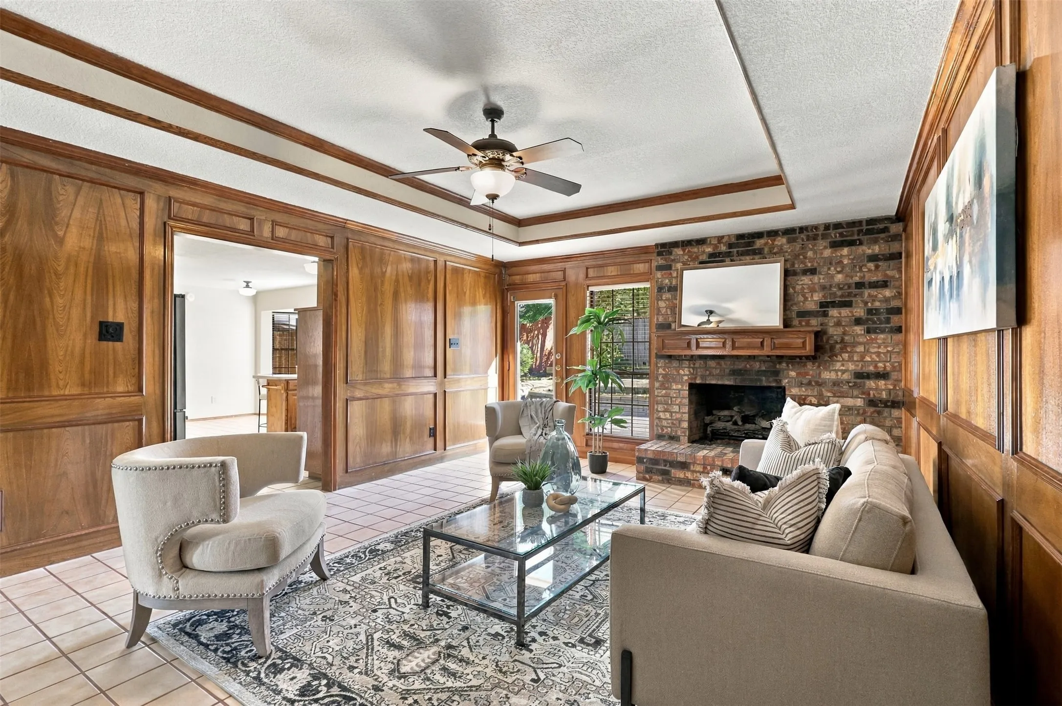 Single Family Residence For Sale in Tarrant County , 5304 Ridge Springs Court, Arlington, Texas 76017, 3 Bedroom, 2 Bathroom, 2 Garage spaces, 1,660 Sqft, built in 1984, mls#21386968, Real Estate Agent in Arlington, Homes For Sale in Tarrant county, Homes For Sale in Arlington, Realtor in Arlington Texas, Real Estate Brokerage Independent Realty Texas, Luminita Cordes Realtor
