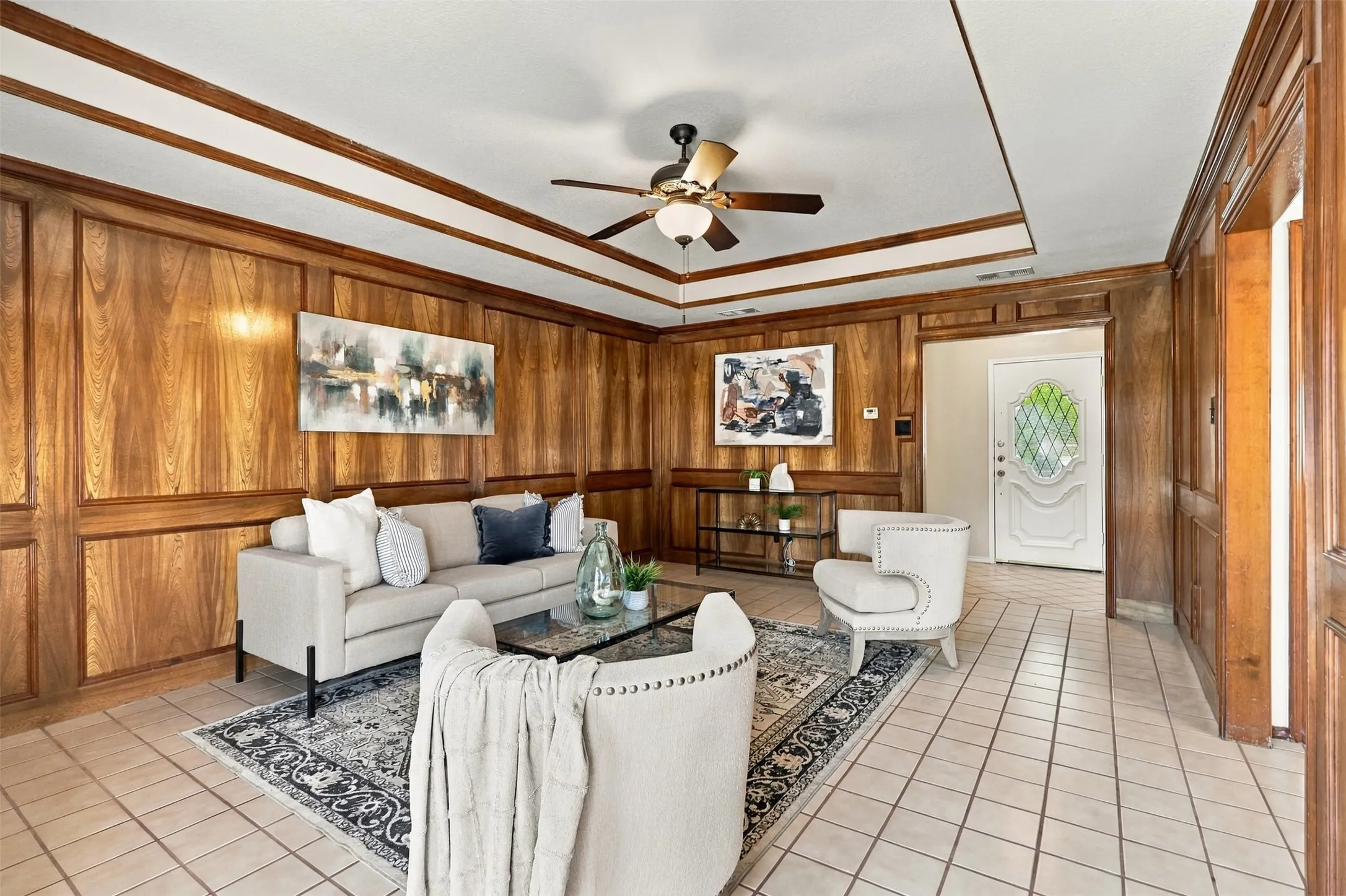 Single Family Residence For Sale in Tarrant County , 5304 Ridge Springs Court, Arlington, Texas 76017, 3 Bedroom, 2 Bathroom, 2 Garage spaces, 1,660 Sqft, built in 1984, mls#21386968, Real Estate Agent in Arlington, Homes For Sale in Tarrant county, Homes For Sale in Arlington, Realtor in Arlington Texas, Real Estate Brokerage Independent Realty Texas, Luminita Cordes Realtor