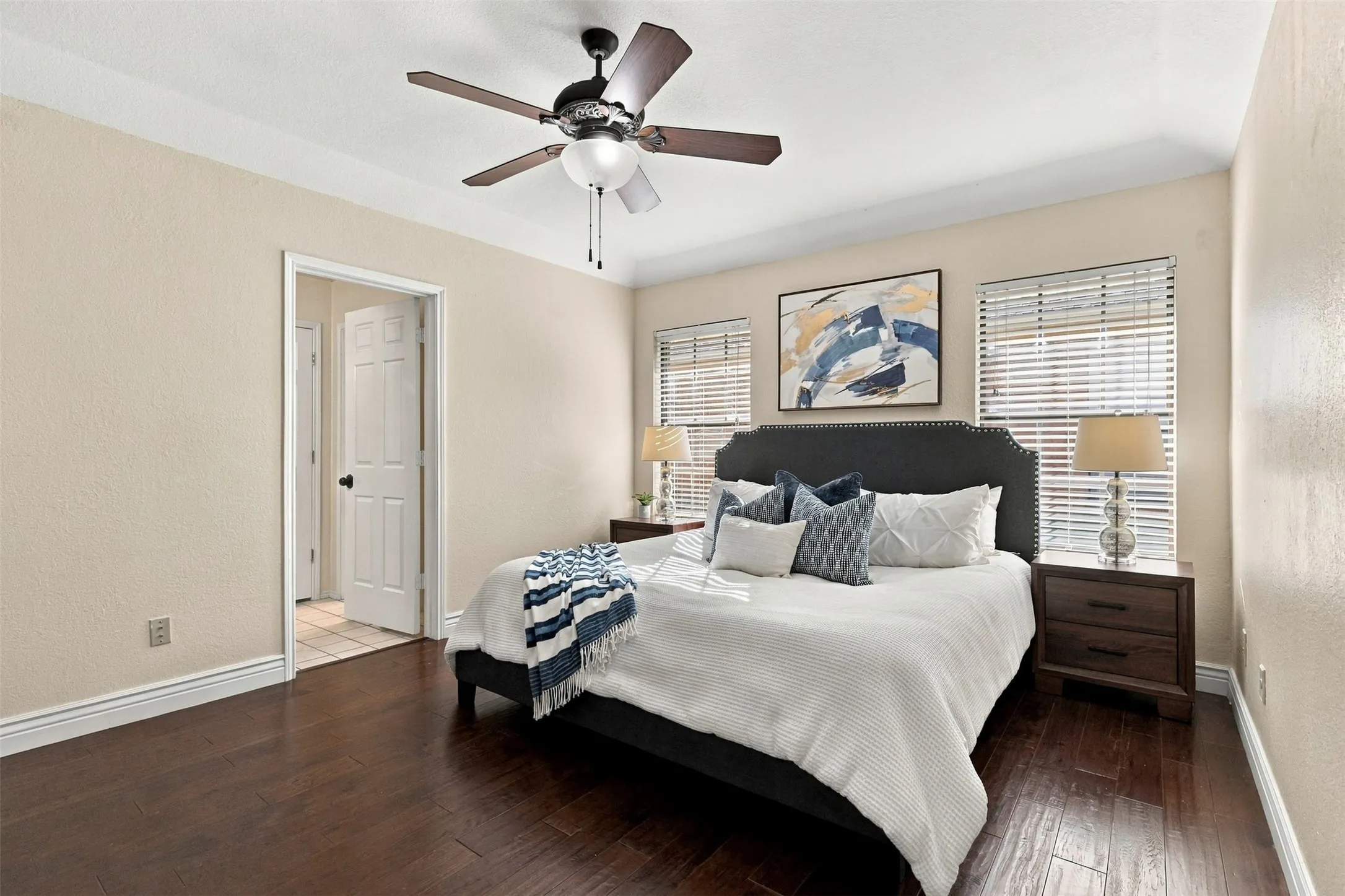 Single Family Residence For Sale in Tarrant County , 5304 Ridge Springs Court, Arlington, Texas 76017, 3 Bedroom, 2 Bathroom, 2 Garage spaces, 1,660 Sqft, built in 1984, mls#21386968, Real Estate Agent in Arlington, Homes For Sale in Tarrant county, Homes For Sale in Arlington, Realtor in Arlington Texas, Real Estate Brokerage Independent Realty Texas, Luminita Cordes Realtor