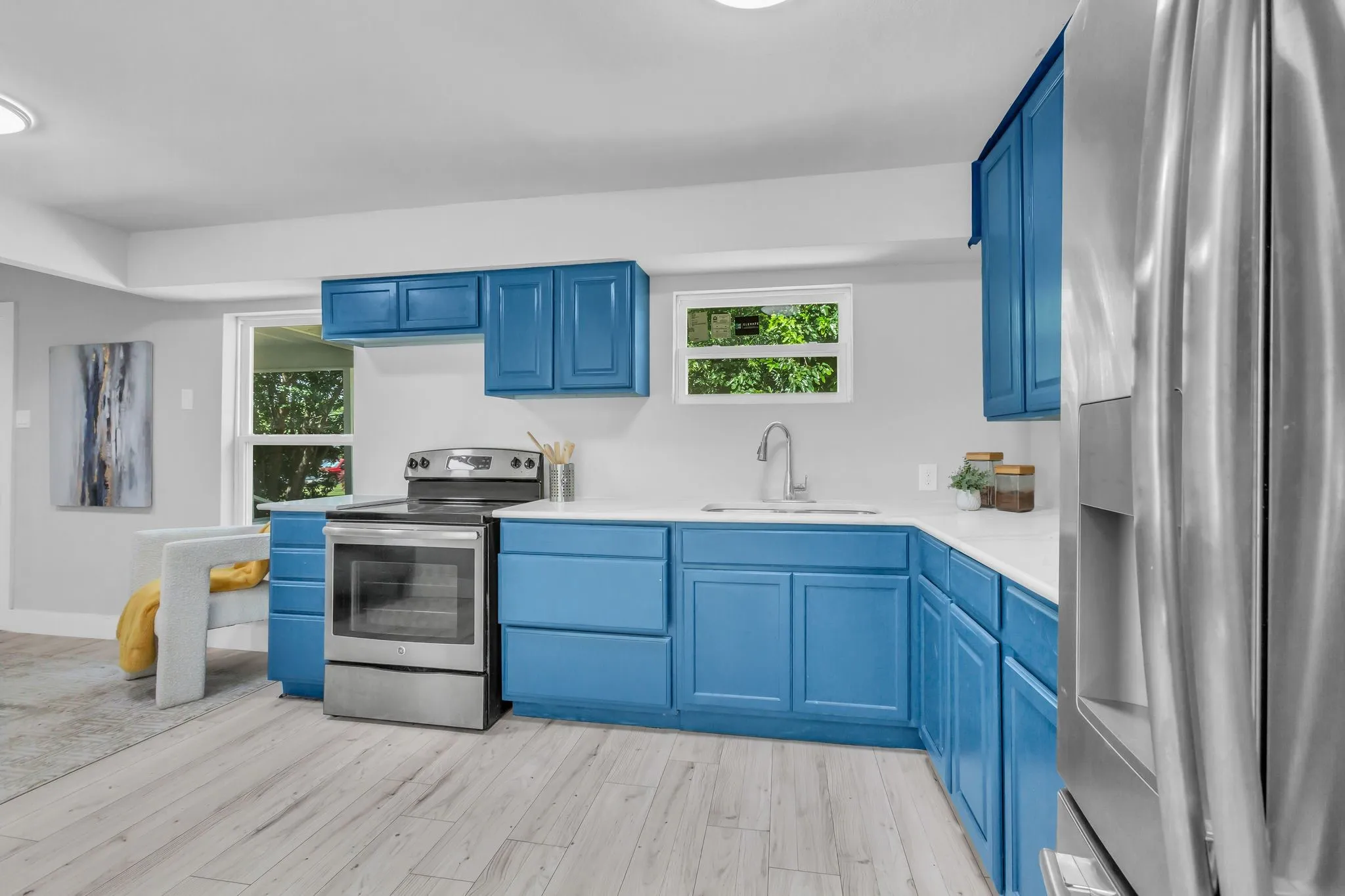 Single Family Residence For Sale in Ellis County , 110 N Hillside Street, Red Oak, Texas 75154, 3 Bedroom, 2 Bathroom, Garage spaces, 920 Sqft, built in 1952, mls#21398961, Real Estate Agent in Red Oak, Homes For Sale in Ellis county, Homes For Sale in Red Oak, Realtor in Red Oak Texas, Real Estate Brokerage Independent Realty Texas, Luminita Cordes Realtor