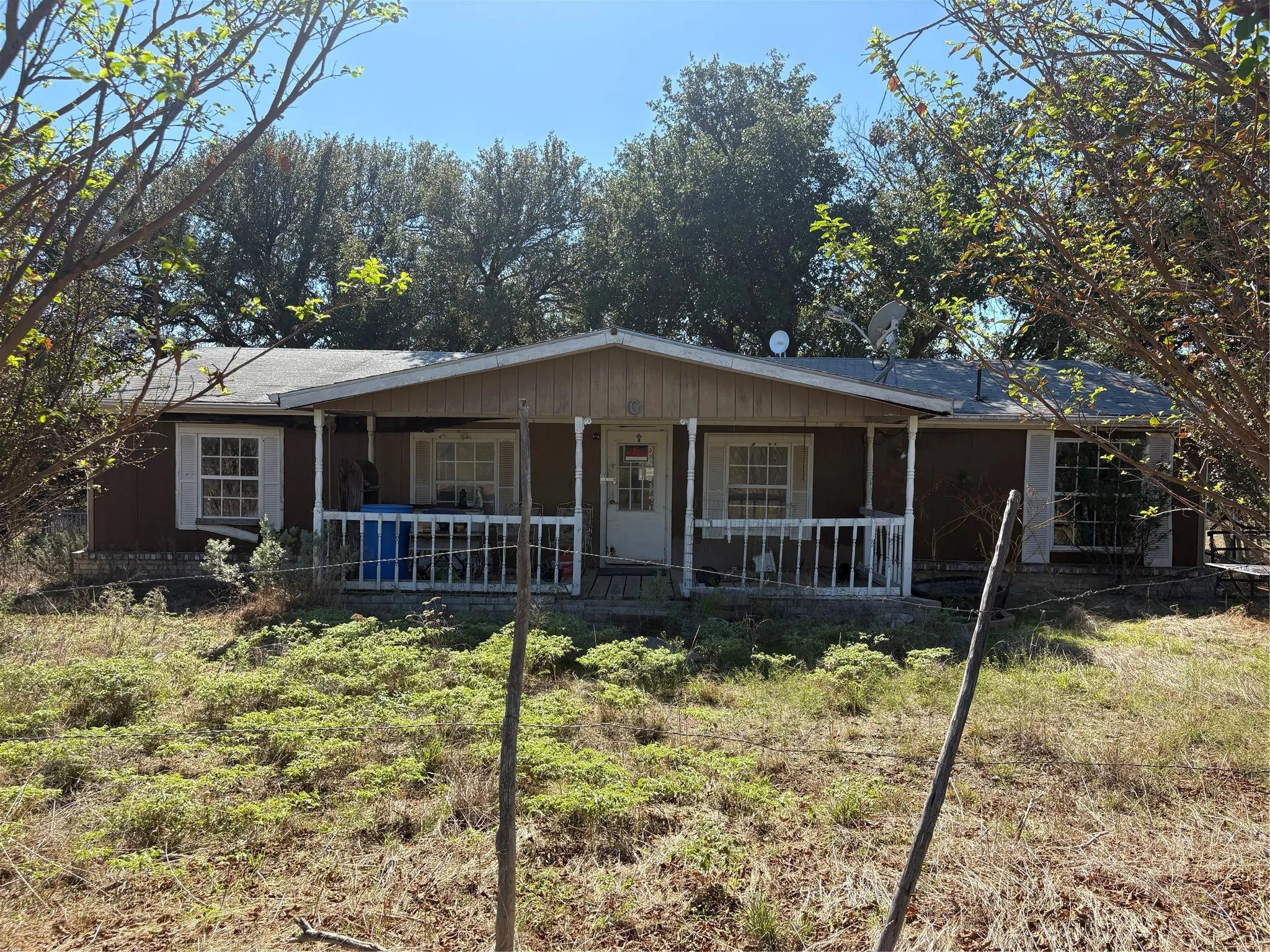 Mobile Home on site NOT livable.
