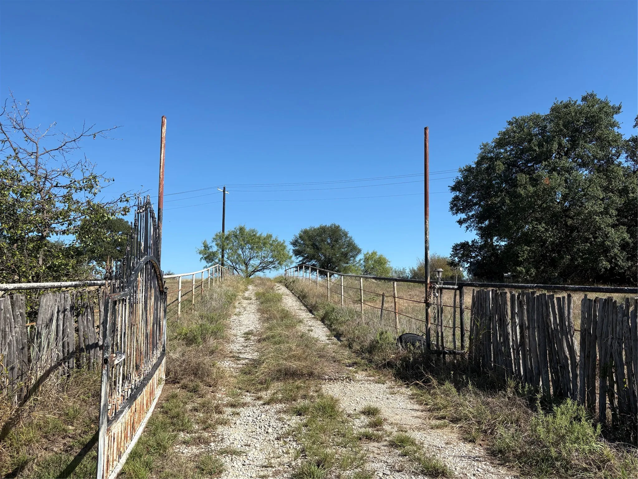 Entrance from Russell Bend Road