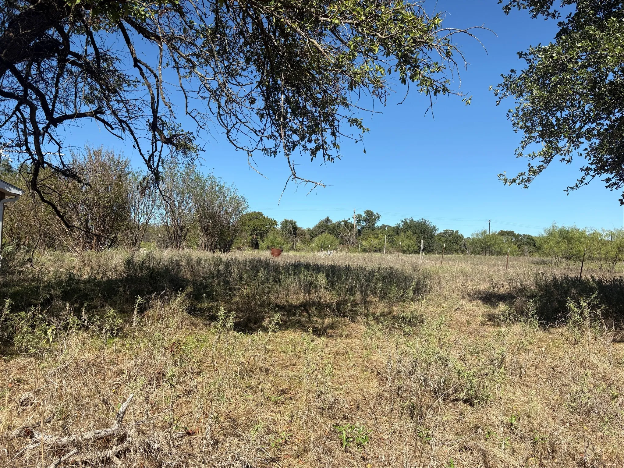 Mobile Home For Sale in Parker County , 104 Russell Bend Road, Weatherford, Texas 76088, 4 Bedroom, 1 Bathroom, Garage spaces, 1,400 Sqft, built in 1994, mls#21405295, Real Estate Agent in Weatherford, Homes For Sale in Parker county, Homes For Sale in Weatherford, Realtor in Weatherford Texas, Real Estate Brokerage Independent Realty Texas, Luminita Cordes Realtor