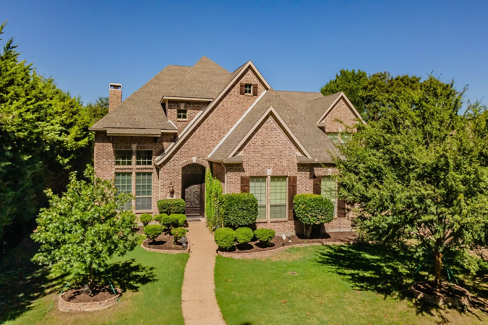 Single Family Residence For Sale in Collin County , 840 Del Carmen Drive, Prosper, Texas 75078, 4 Bedroom, 5 Bathroom, 3 Garage spaces, 4,919 Sqft, built in 2005, mls#21404776, Real Estate Agent in Prosper, Homes For Sale in Collin county, Homes For Sale in Prosper, Realtor in Prosper Texas, Real Estate Brokerage Independent Realty Texas, Luminita Cordes Realtor