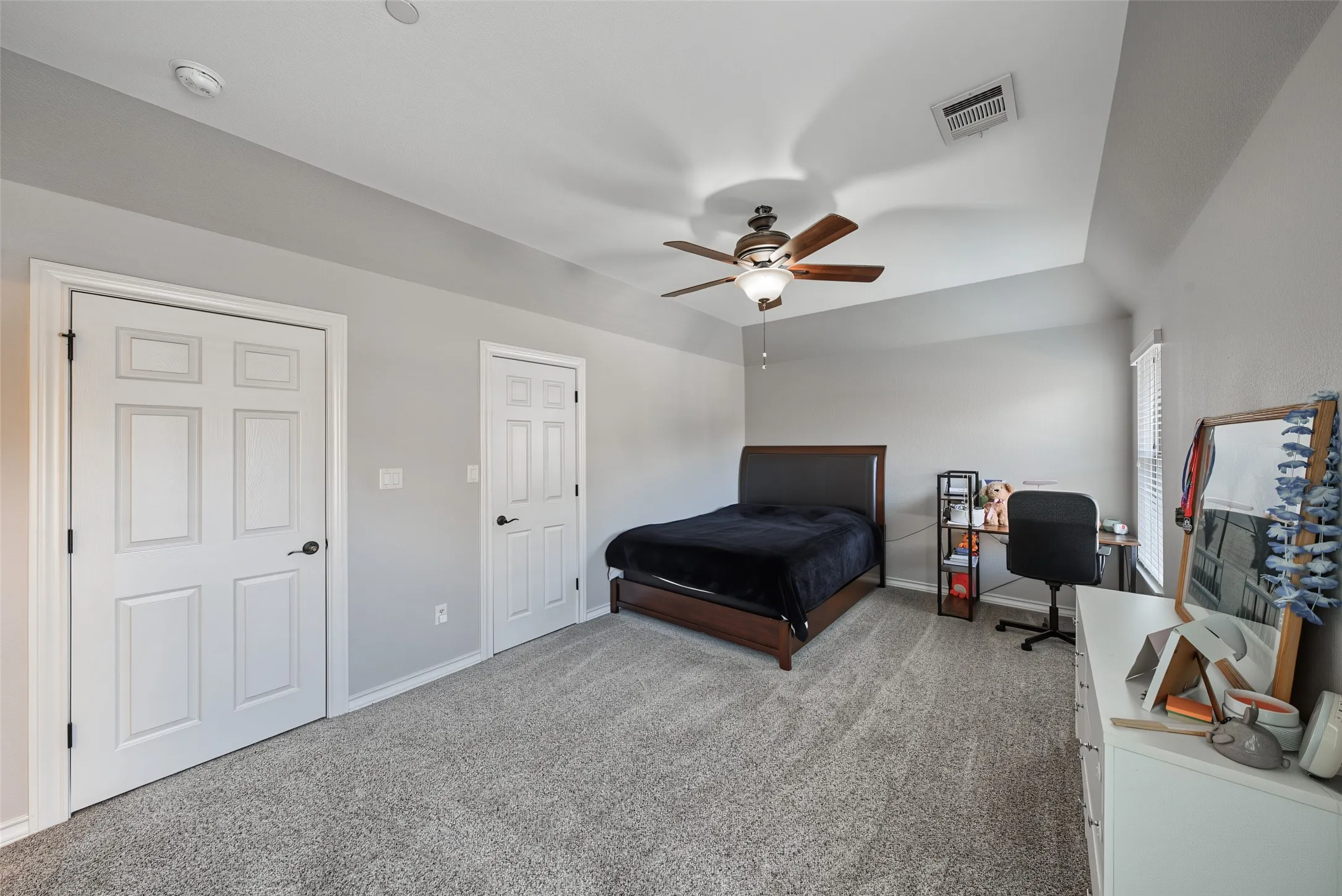 Single Family Residence For Sale in Collin County , 840 Del Carmen Drive, Prosper, Texas 75078, 4 Bedroom, 5 Bathroom, 3 Garage spaces, 4,919 Sqft, built in 2005, mls#21404776, Real Estate Agent in Prosper, Homes For Sale in Collin county, Homes For Sale in Prosper, Realtor in Prosper Texas, Real Estate Brokerage Independent Realty Texas, Luminita Cordes Realtor