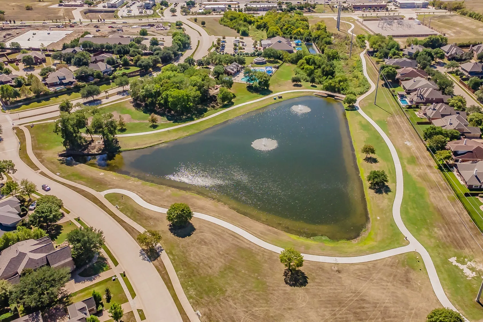 Single Family Residence For Sale in Collin County , 840 Del Carmen Drive, Prosper, Texas 75078, 4 Bedroom, 5 Bathroom, 3 Garage spaces, 4,919 Sqft, built in 2005, mls#21404776, Real Estate Agent in Prosper, Homes For Sale in Collin county, Homes For Sale in Prosper, Realtor in Prosper Texas, Real Estate Brokerage Independent Realty Texas, Luminita Cordes Realtor