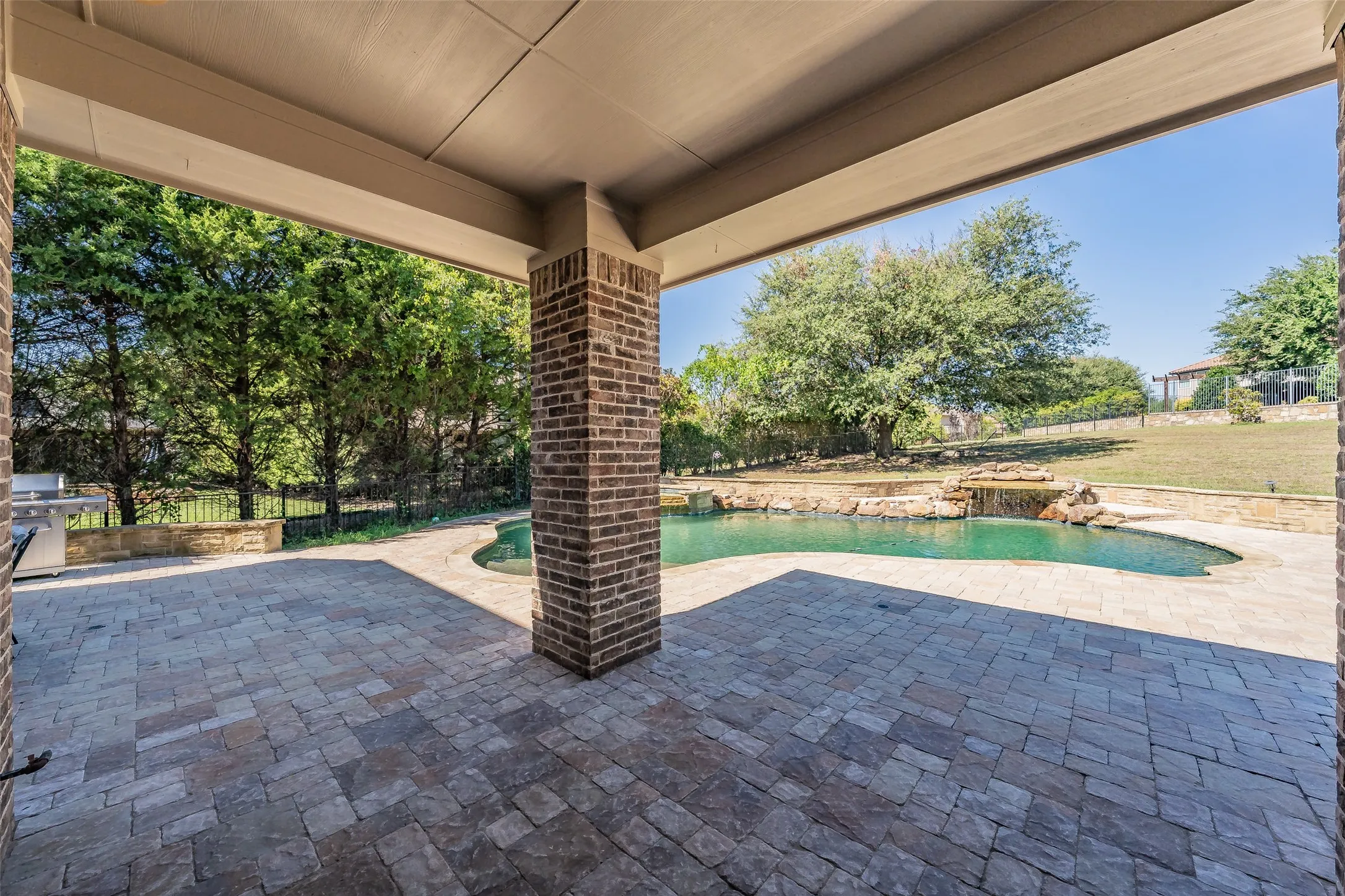 Single Family Residence For Sale in Collin County , 840 Del Carmen Drive, Prosper, Texas 75078, 4 Bedroom, 5 Bathroom, 3 Garage spaces, 4,919 Sqft, built in 2005, mls#21404776, Real Estate Agent in Prosper, Homes For Sale in Collin county, Homes For Sale in Prosper, Realtor in Prosper Texas, Real Estate Brokerage Independent Realty Texas, Luminita Cordes Realtor