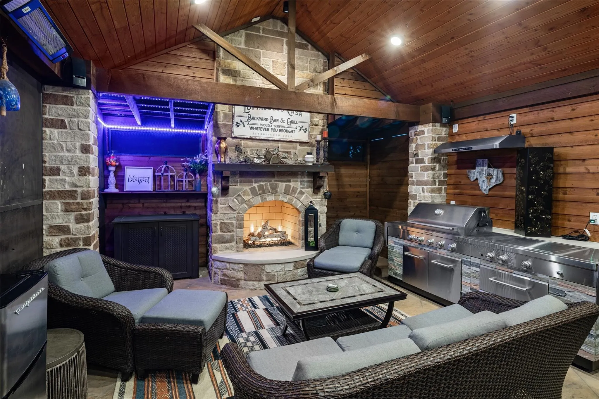 Single Family Residence For Sale in Collin County , 1141 Caleb Drive, Allen, Texas 75013, 5 Bedroom, 6 Bathroom, 3 Garage spaces, 4,363 Sqft, built in 2020, mls#21405554, Real Estate Agent in Allen, Homes For Sale in Collin county, Homes For Sale in Allen, Realtor in Allen Texas, Real Estate Brokerage Independent Realty Texas, Luminita Cordes Realtor