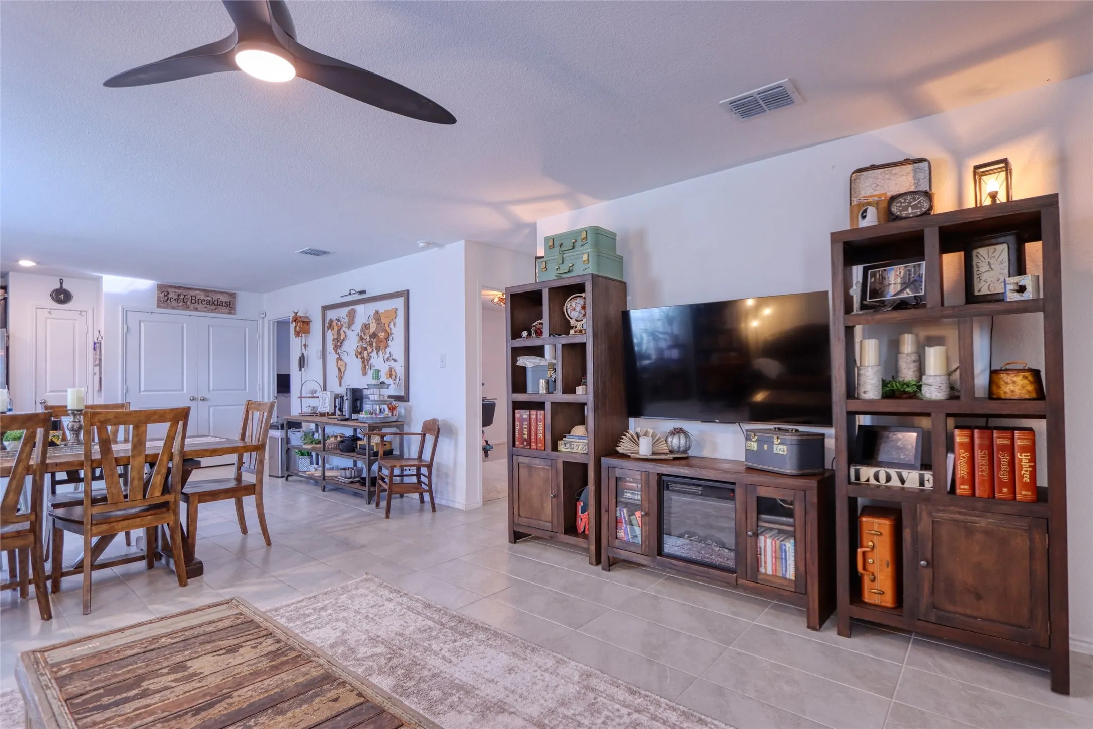 Single Family Residence For Sale in Kaufman County , 2388 Great Belt Boulevard, Crandall, Texas 75114, 3 Bedroom, 2 Bathroom, 2 Garage spaces, 1,276 Sqft, built in 2022, mls#21405331, Real Estate Agent in Crandall, Homes For Sale in Kaufman county, Homes For Sale in Crandall, Realtor in Crandall Texas, Real Estate Brokerage Independent Realty Texas, Luminita Cordes Realtor