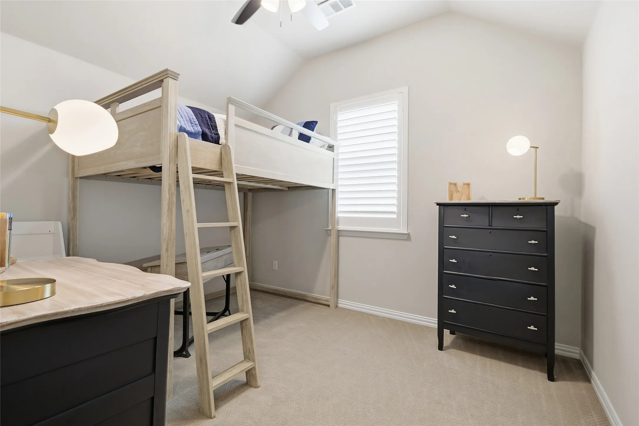 Single Family Residence For Sale in Denton County , 1209 10th Street, Argyle, Texas 76226, 5 Bedroom, 5 Bathroom, 3 Garage spaces, 3,912 Sqft, built in 2020, mls#21404100, Real Estate Agent in Argyle, Homes For Sale in Denton county, Homes For Sale in Argyle, Realtor in Argyle Texas, Real Estate Brokerage Independent Realty Texas, Luminita Cordes Realtor