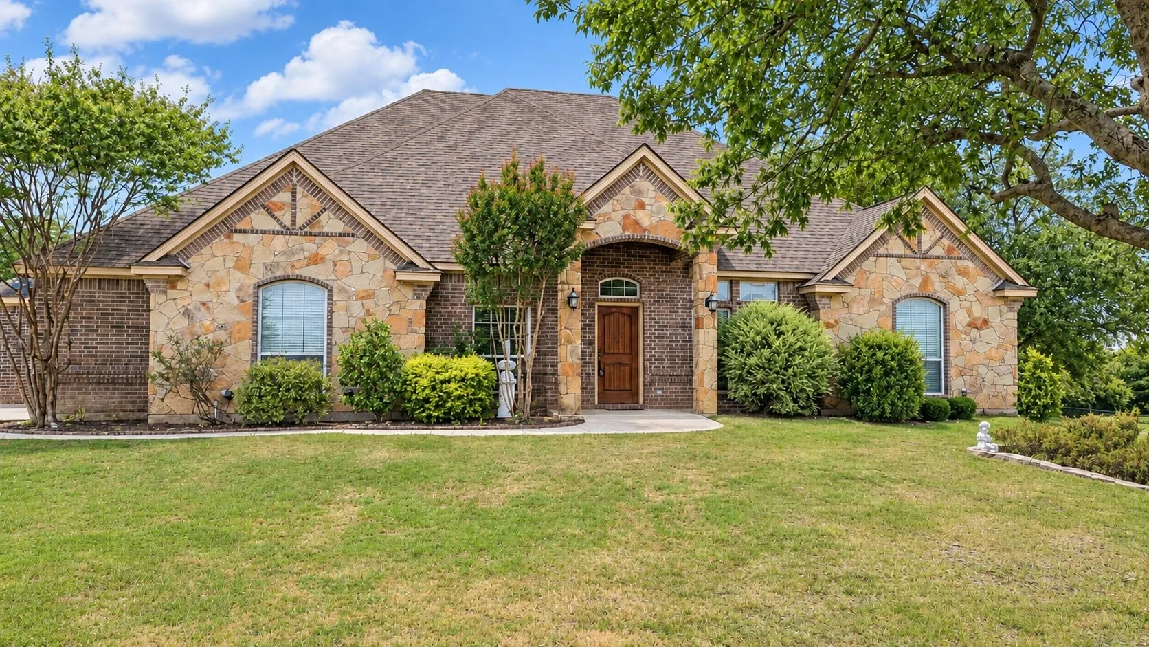 Single Family Residence For Sale