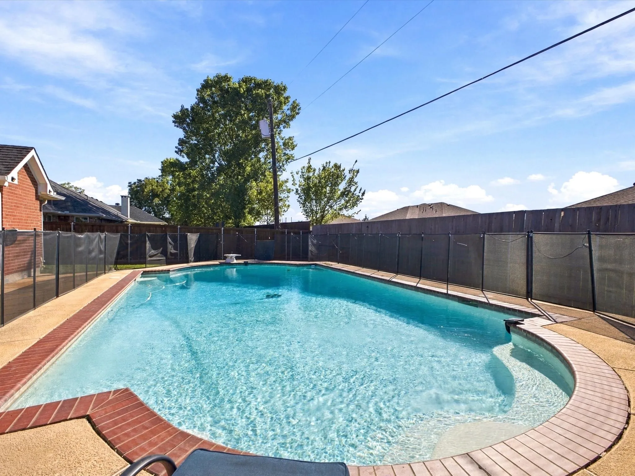 Single Family Residence For Sale in Grayson County , 928 Calder Street, Howe, Texas 75459, 4 Bedroom, 2 Bathroom, 2 Garage spaces, 1,800 Sqft, built in 2001, mls#21405196, Real Estate Agent in Howe, Homes For Sale in Grayson county, Homes For Sale in Howe, Realtor in Howe Texas, Real Estate Brokerage Independent Realty Texas, Luminita Cordes Realtor