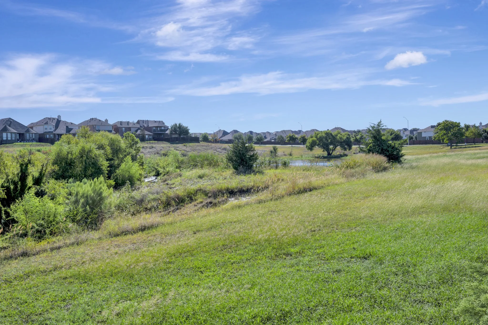 Single Family Residence For Sale in Tarrant County , 8457 Sweet Flag Lane, Fort Worth, Texas 76123, 4 Bedroom, 3 Bathroom, 2 Garage spaces, 2,250 Sqft, built in 2018, mls#21397790, Real Estate Agent in Fort Worth, Homes For Sale in Tarrant county, Homes For Sale in Fort Worth, Realtor in Fort Worth Texas, Real Estate Brokerage Independent Realty Texas, Luminita Cordes Realtor