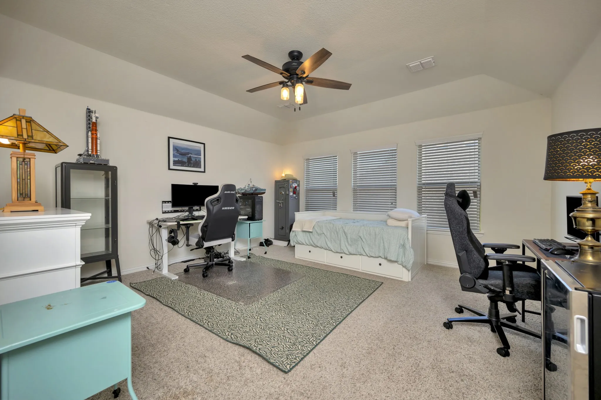 Single Family Residence For Sale in Tarrant County , 8457 Sweet Flag Lane, Fort Worth, Texas 76123, 4 Bedroom, 3 Bathroom, 2 Garage spaces, 2,250 Sqft, built in 2018, mls#21397790, Real Estate Agent in Fort Worth, Homes For Sale in Tarrant county, Homes For Sale in Fort Worth, Realtor in Fort Worth Texas, Real Estate Brokerage Independent Realty Texas, Luminita Cordes Realtor