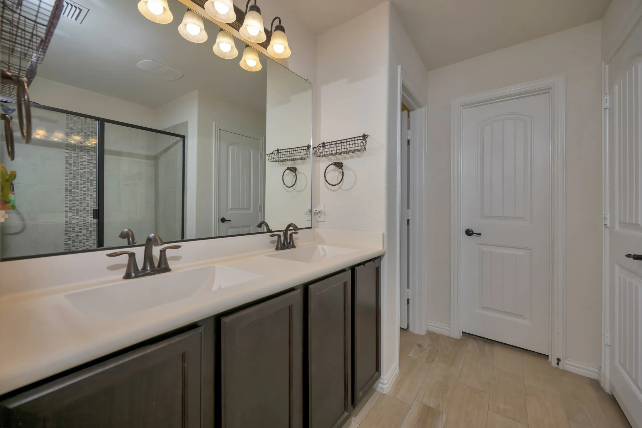 Single Family Residence For Sale in Tarrant County , 8457 Sweet Flag Lane, Fort Worth, Texas 76123, 4 Bedroom, 3 Bathroom, 2 Garage spaces, 2,250 Sqft, built in 2018, mls#21397790, Real Estate Agent in Fort Worth, Homes For Sale in Tarrant county, Homes For Sale in Fort Worth, Realtor in Fort Worth Texas, Real Estate Brokerage Independent Realty Texas, Luminita Cordes Realtor