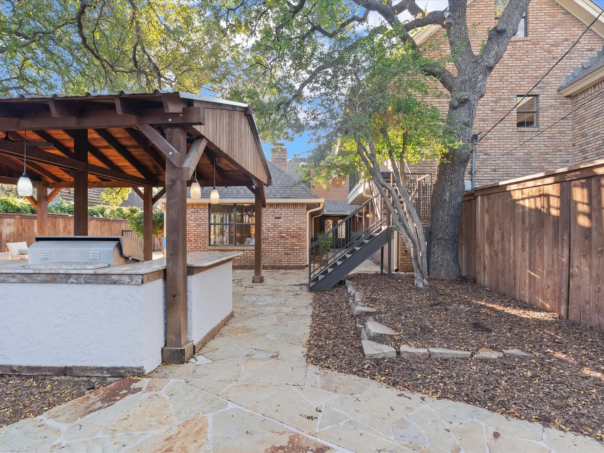 Single Family Residence For Sale in Tarrant County , 3509 Brentwood Drive, Colleyville, Texas 76034, 5 Bedroom, 5 Bathroom, 3 Garage spaces, 5,226 Sqft, built in 1983, mls#21367786, Real Estate Agent in Colleyville, Homes For Sale in Tarrant county, Homes For Sale in Colleyville, Realtor in Colleyville Texas, Real Estate Brokerage Independent Realty Texas, Luminita Cordes Realtor