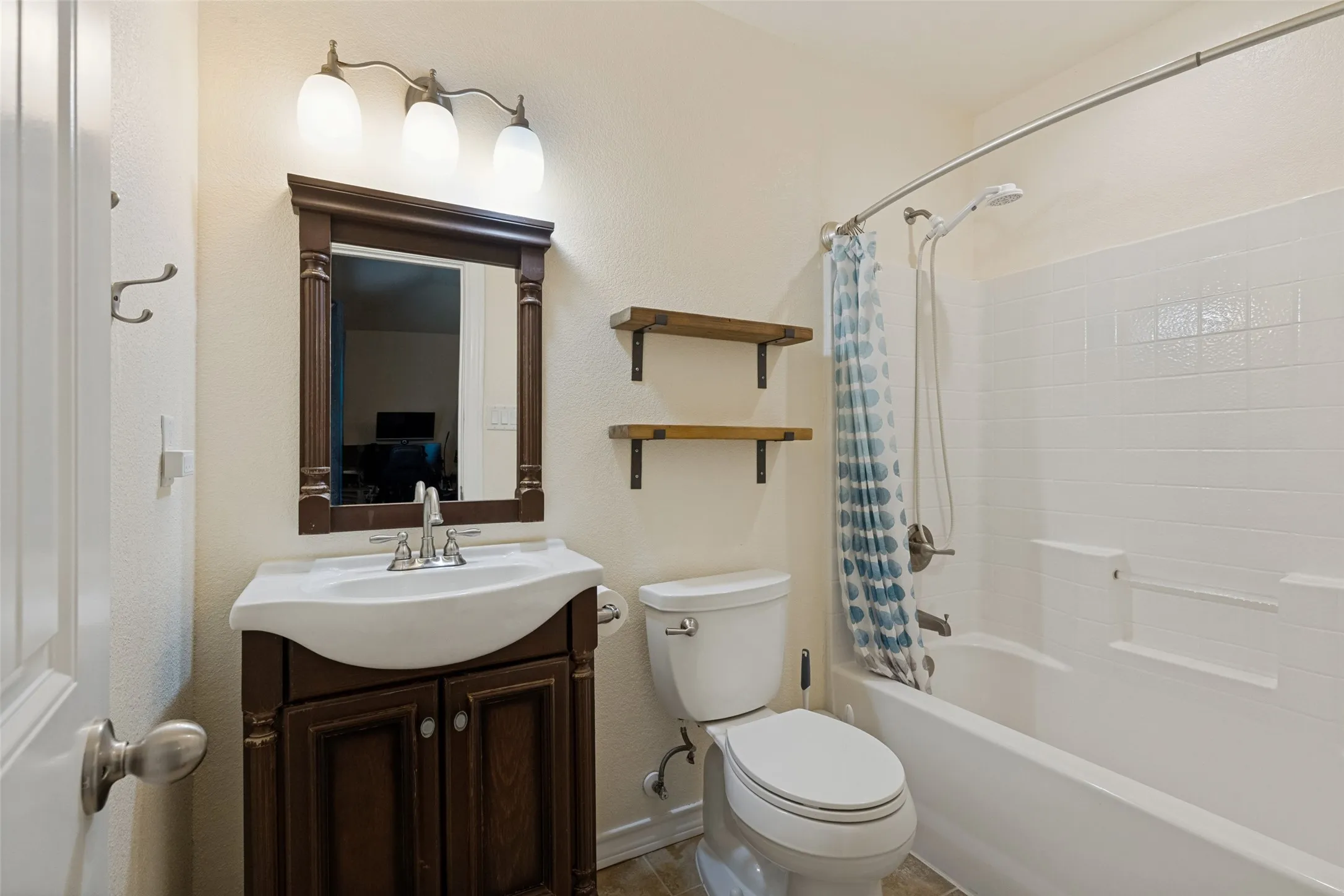 Single Family Residence For Rent in Tarrant County , 625 Park Center Boulevard, Saginaw, Texas 76179, 3 Bedroom, 2 Bathroom, 2 Garage spaces, 1,509 Sqft, built in 1980, mls#21405580, Real Estate Agent in Saginaw, Homes For Rent in Tarrant county, Homes For Rent in Saginaw, Realtor in Saginaw Texas, Real Estate Brokerage Independent Realty Texas, Luminita Cordes Realtor