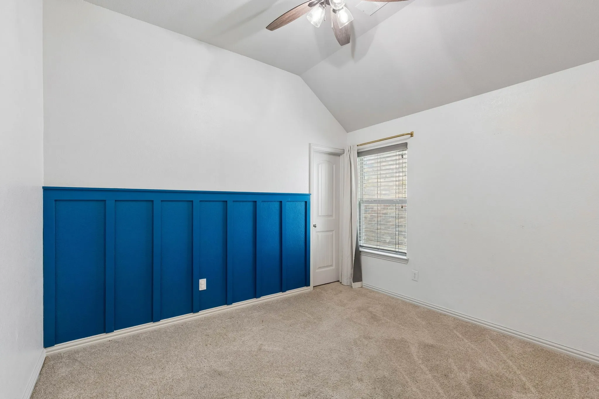 Single Family Residence For Sale in Denton County , 421 Catherine Lane, Argyle, Texas 76226, 3 Bedroom, 2 Bathroom, 2 Garage spaces, 1,736 Sqft, built in 2015, mls#21405361, Real Estate Agent in Argyle, Homes For Sale in Denton county, Homes For Sale in Argyle, Realtor in Argyle Texas, Real Estate Brokerage Independent Realty Texas, Luminita Cordes Realtor