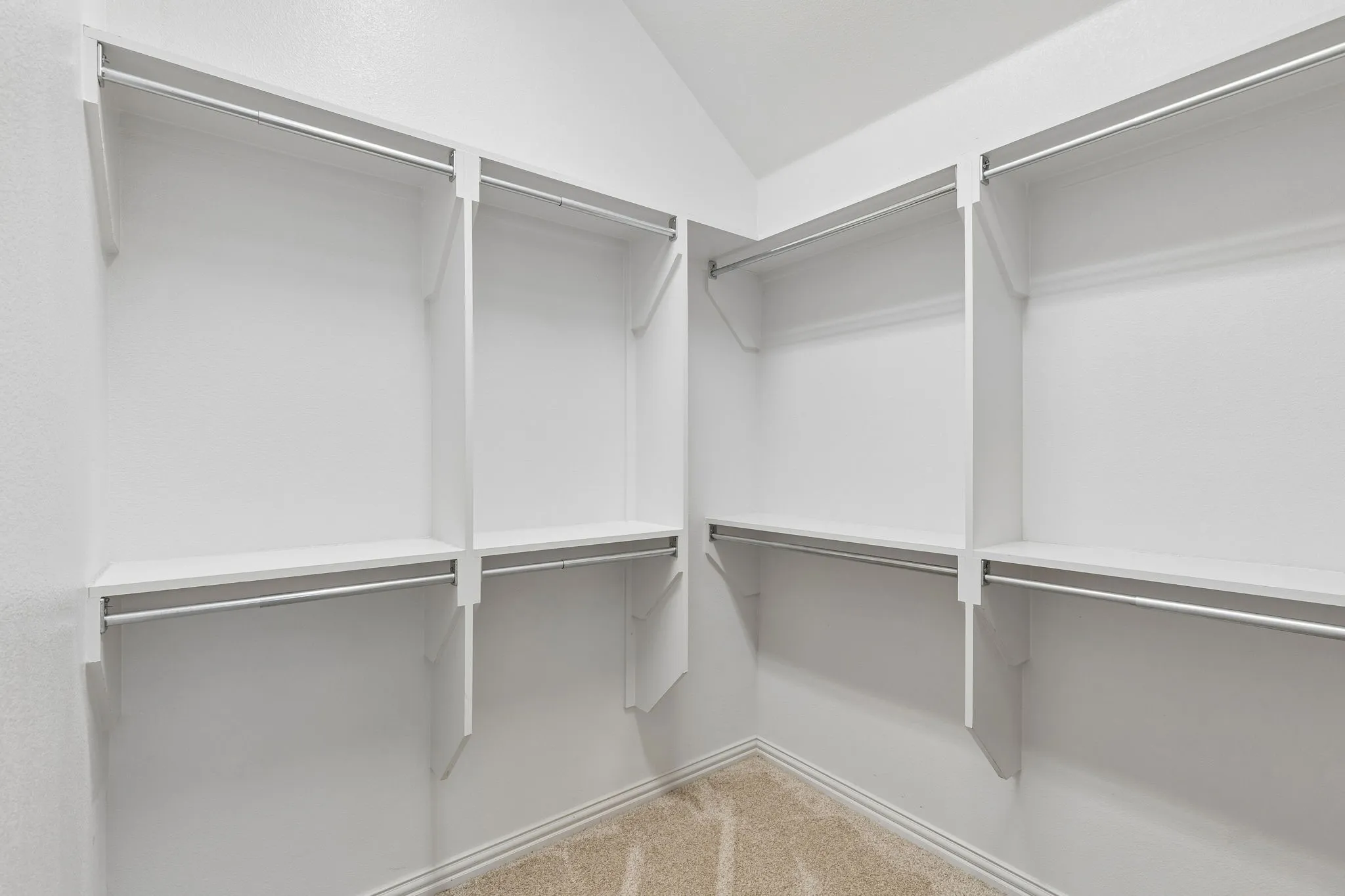 Single Family Residence For Sale in Denton County , 421 Catherine Lane, Argyle, Texas 76226, 3 Bedroom, 2 Bathroom, 2 Garage spaces, 1,736 Sqft, built in 2015, mls#21405361, Real Estate Agent in Argyle, Homes For Sale in Denton county, Homes For Sale in Argyle, Realtor in Argyle Texas, Real Estate Brokerage Independent Realty Texas, Luminita Cordes Realtor