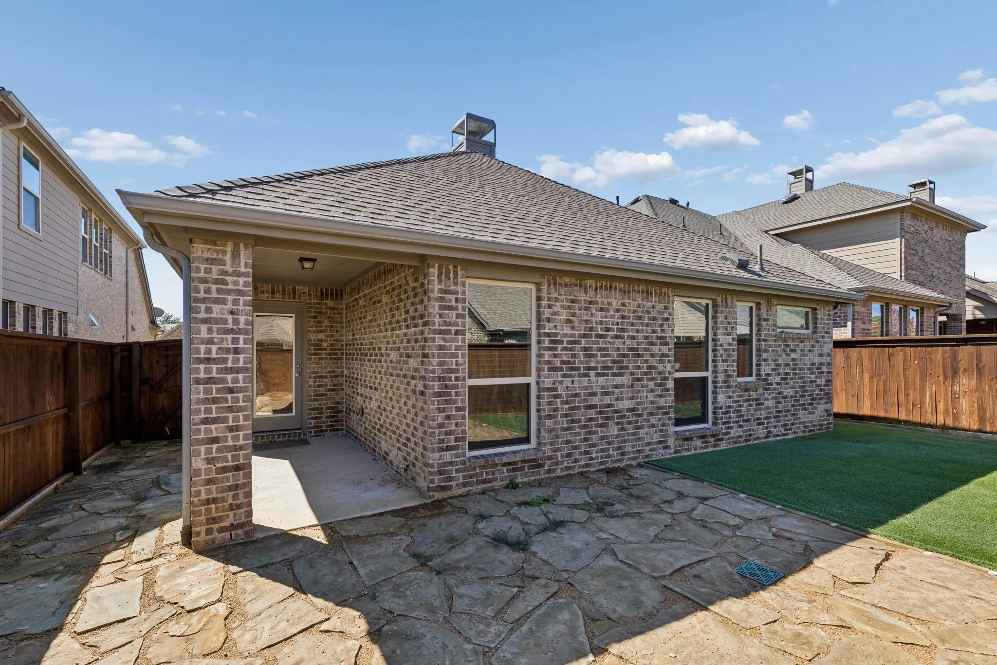 Single Family Residence For Sale in Denton County , 421 Catherine Lane, Argyle, Texas 76226, 3 Bedroom, 2 Bathroom, 2 Garage spaces, 1,736 Sqft, built in 2015, mls#21405361, Real Estate Agent in Argyle, Homes For Sale in Denton county, Homes For Sale in Argyle, Realtor in Argyle Texas, Real Estate Brokerage Independent Realty Texas, Luminita Cordes Realtor
