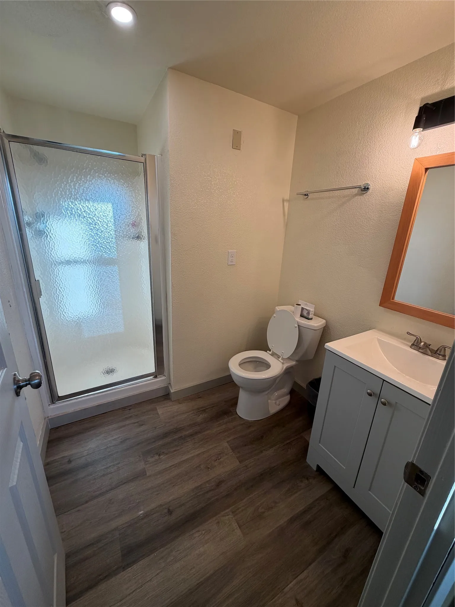 Manufactured Home For Rent in Erath County , 715 Monarch Trail, Bluff Dale, Texas 76433, 3 Bedroom, 2 Bathroom, Garage spaces, 2,100 Sqft, built in 2015, mls#21405538, Real Estate Agent in Bluff Dale, Homes For Rent in Erath county, Homes For Rent in Bluff Dale, Realtor in Bluff Dale Texas, Real Estate Brokerage Independent Realty Texas, Luminita Cordes Realtor