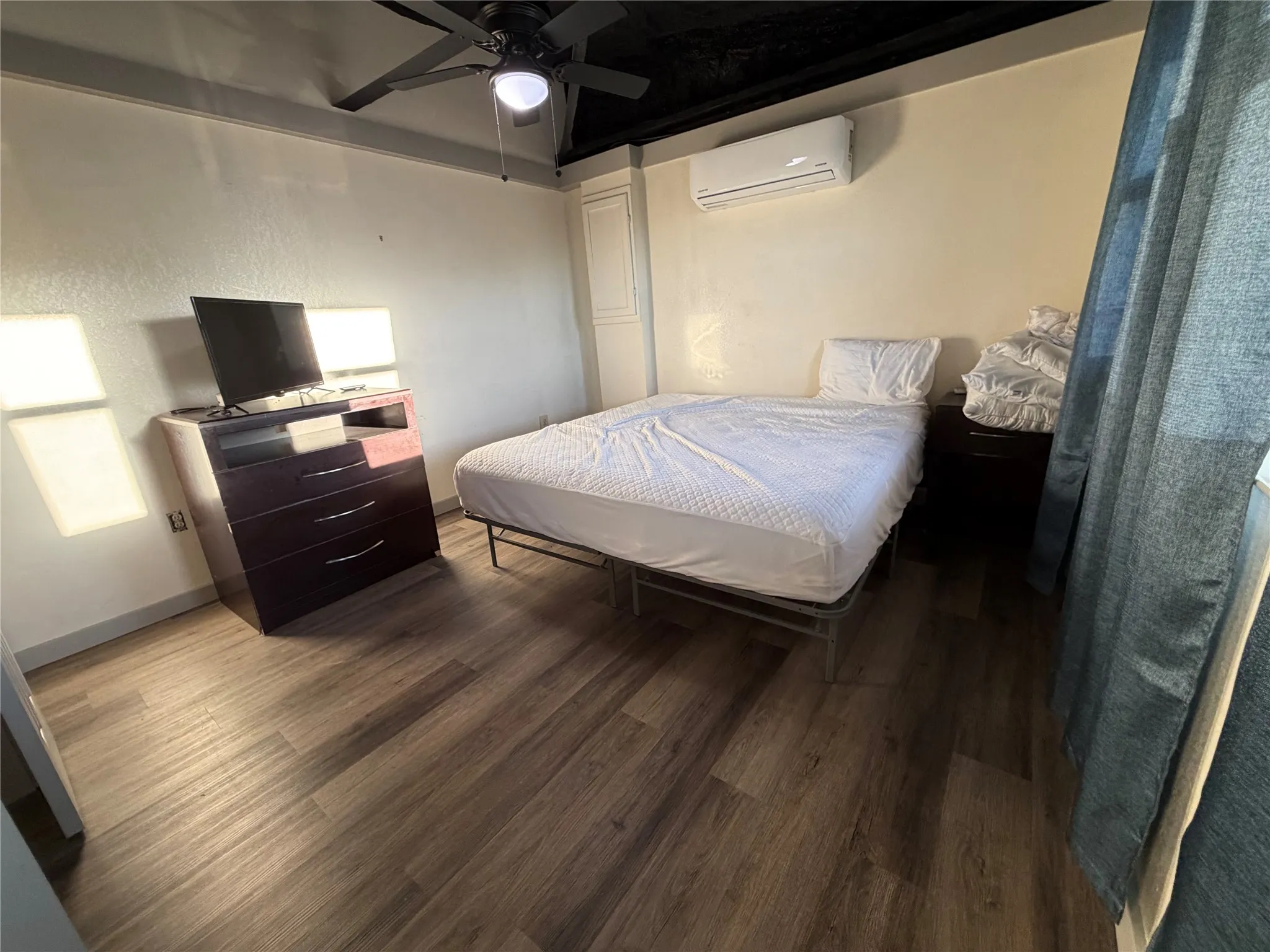 Manufactured Home For Rent in Erath County , 715 Monarch Trail, Bluff Dale, Texas 76433, 3 Bedroom, 2 Bathroom, Garage spaces, 2,100 Sqft, built in 2015, mls#21405538, Real Estate Agent in Bluff Dale, Homes For Rent in Erath county, Homes For Rent in Bluff Dale, Realtor in Bluff Dale Texas, Real Estate Brokerage Independent Realty Texas, Luminita Cordes Realtor