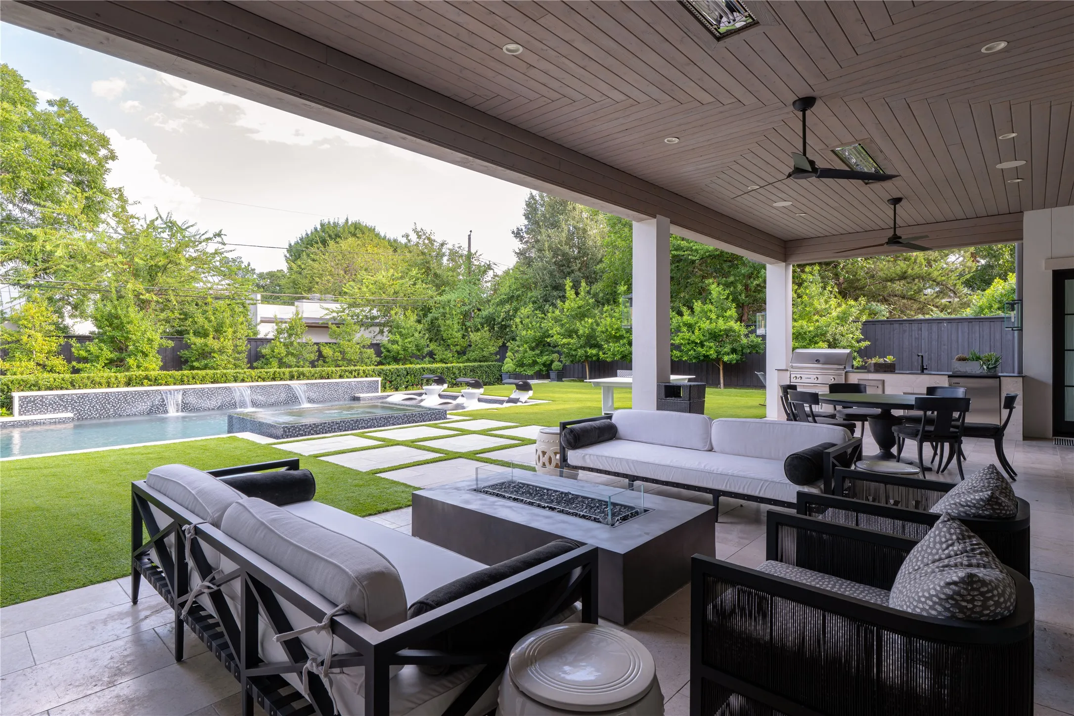 Single Family Residence For Sale in Dallas County , 4312 Pomona Road, Dallas, Texas 75209, 6 Bedroom, 8 Bathroom, 3 Garage spaces, 6,977 Sqft, built in 2022, mls#21374063, Real Estate Agent in Dallas, Homes For Sale in Dallas county, Homes For Sale in Dallas, Realtor in Dallas Texas, Real Estate Brokerage Independent Realty Texas, Luminita Cordes Realtor