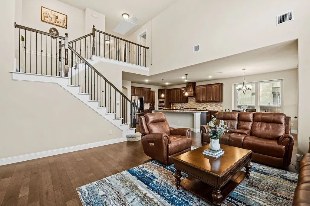 Single Family Residence For Sale in Denton County , 14838 Speargrass Drive, Frisco, Texas 75033, 5 Bedroom, 4 Bathroom, 2 Garage spaces, 3,204 Sqft, built in 2021, mls#21396389, Real Estate Agent in Frisco, Homes For Sale in Denton county, Homes For Sale in Frisco, Realtor in Frisco Texas, Real Estate Brokerage Independent Realty Texas, Luminita Cordes Realtor