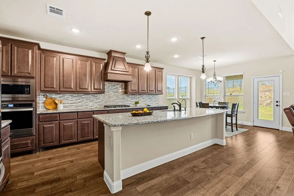 Single Family Residence For Sale in Denton County , 14838 Speargrass Drive, Frisco, Texas 75033, 5 Bedroom, 4 Bathroom, 2 Garage spaces, 3,204 Sqft, built in 2021, mls#21396389, Real Estate Agent in Frisco, Homes For Sale in Denton county, Homes For Sale in Frisco, Realtor in Frisco Texas, Real Estate Brokerage Independent Realty Texas, Luminita Cordes Realtor
