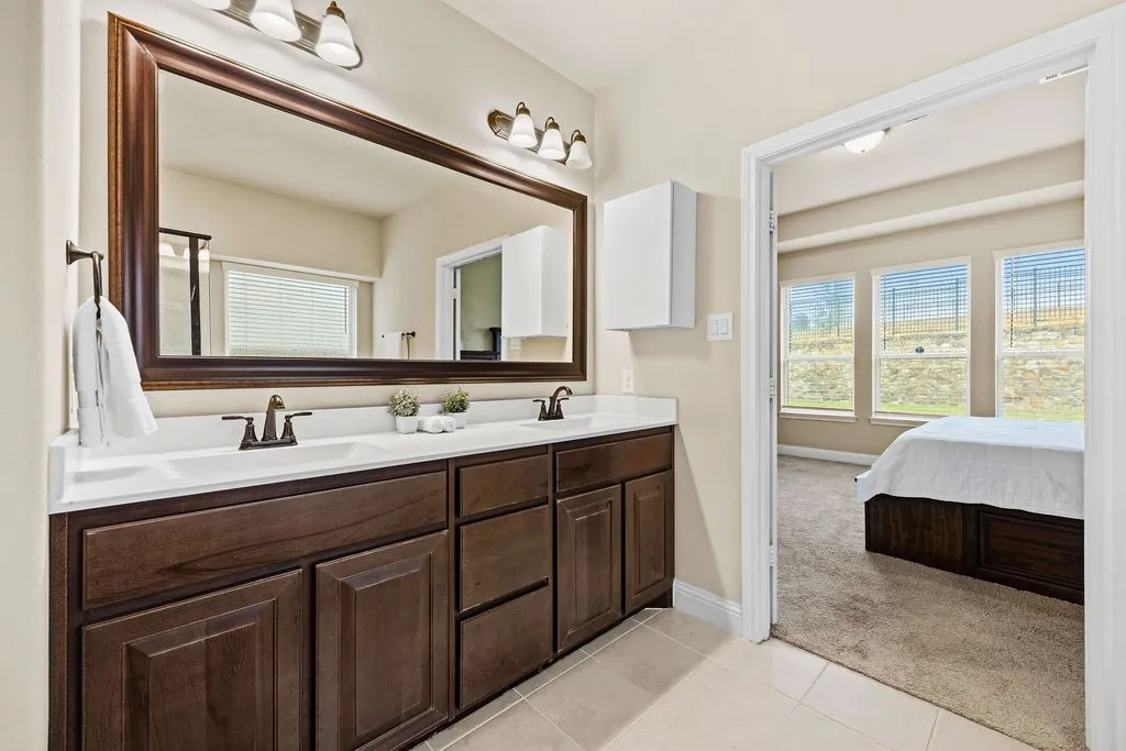Single Family Residence For Sale in Denton County , 14838 Speargrass Drive, Frisco, Texas 75033, 5 Bedroom, 4 Bathroom, 2 Garage spaces, 3,204 Sqft, built in 2021, mls#21396389, Real Estate Agent in Frisco, Homes For Sale in Denton county, Homes For Sale in Frisco, Realtor in Frisco Texas, Real Estate Brokerage Independent Realty Texas, Luminita Cordes Realtor