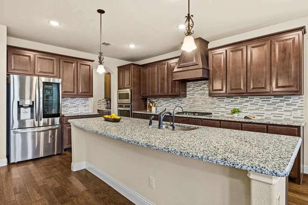 Single Family Residence For Sale in Denton County , 14838 Speargrass Drive, Frisco, Texas 75033, 5 Bedroom, 4 Bathroom, 2 Garage spaces, 3,204 Sqft, built in 2021, mls#21396389, Real Estate Agent in Frisco, Homes For Sale in Denton county, Homes For Sale in Frisco, Realtor in Frisco Texas, Real Estate Brokerage Independent Realty Texas, Luminita Cordes Realtor